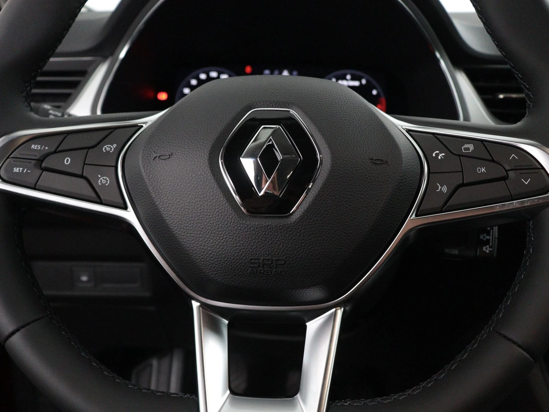 Renault-Captur-image-15