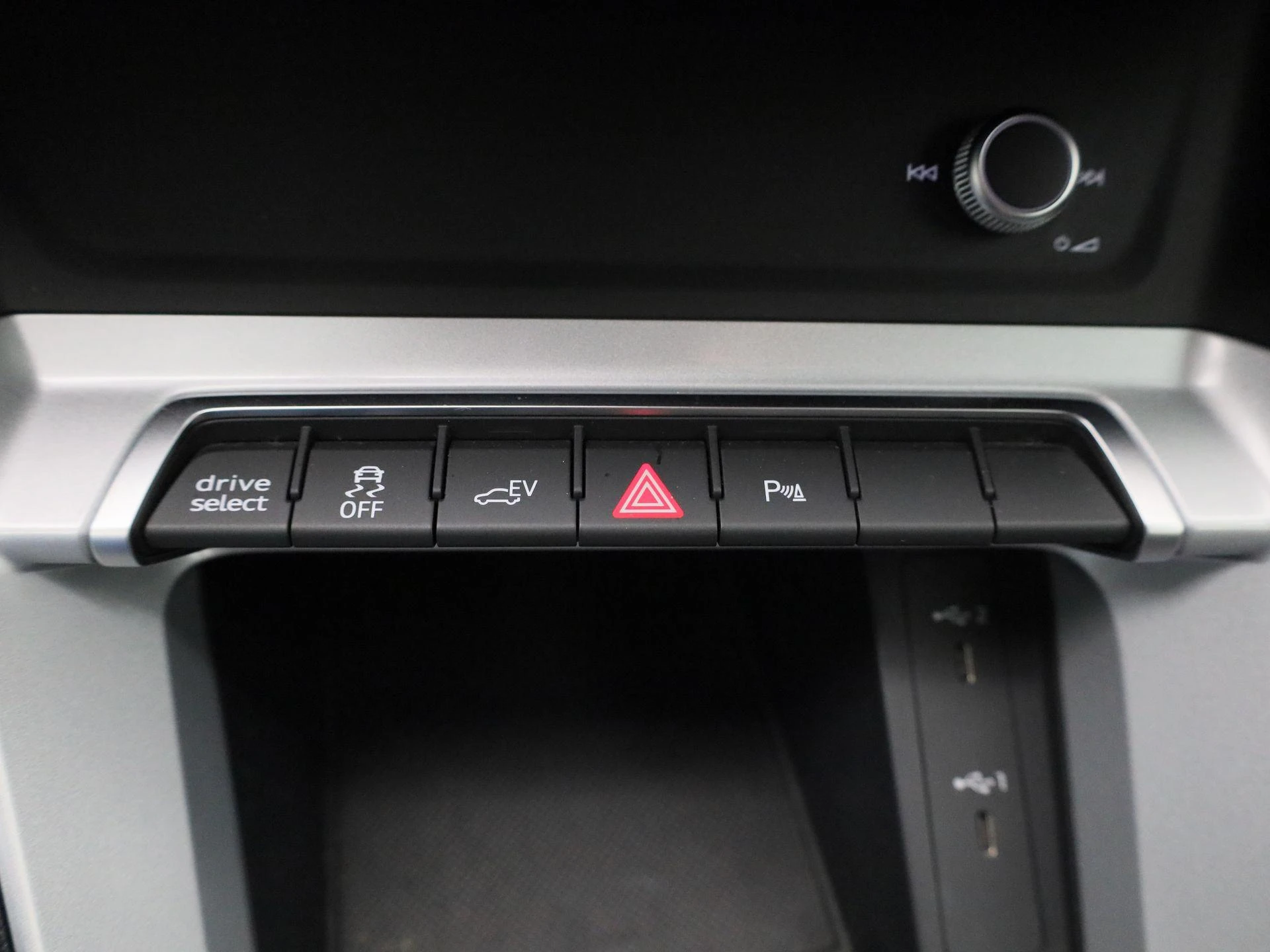 Audi-Q3-image-23
