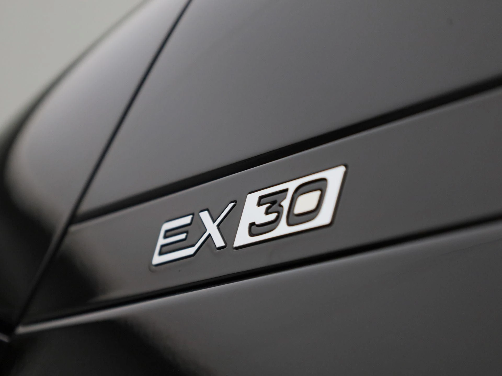 Volvo-EX30-image-36