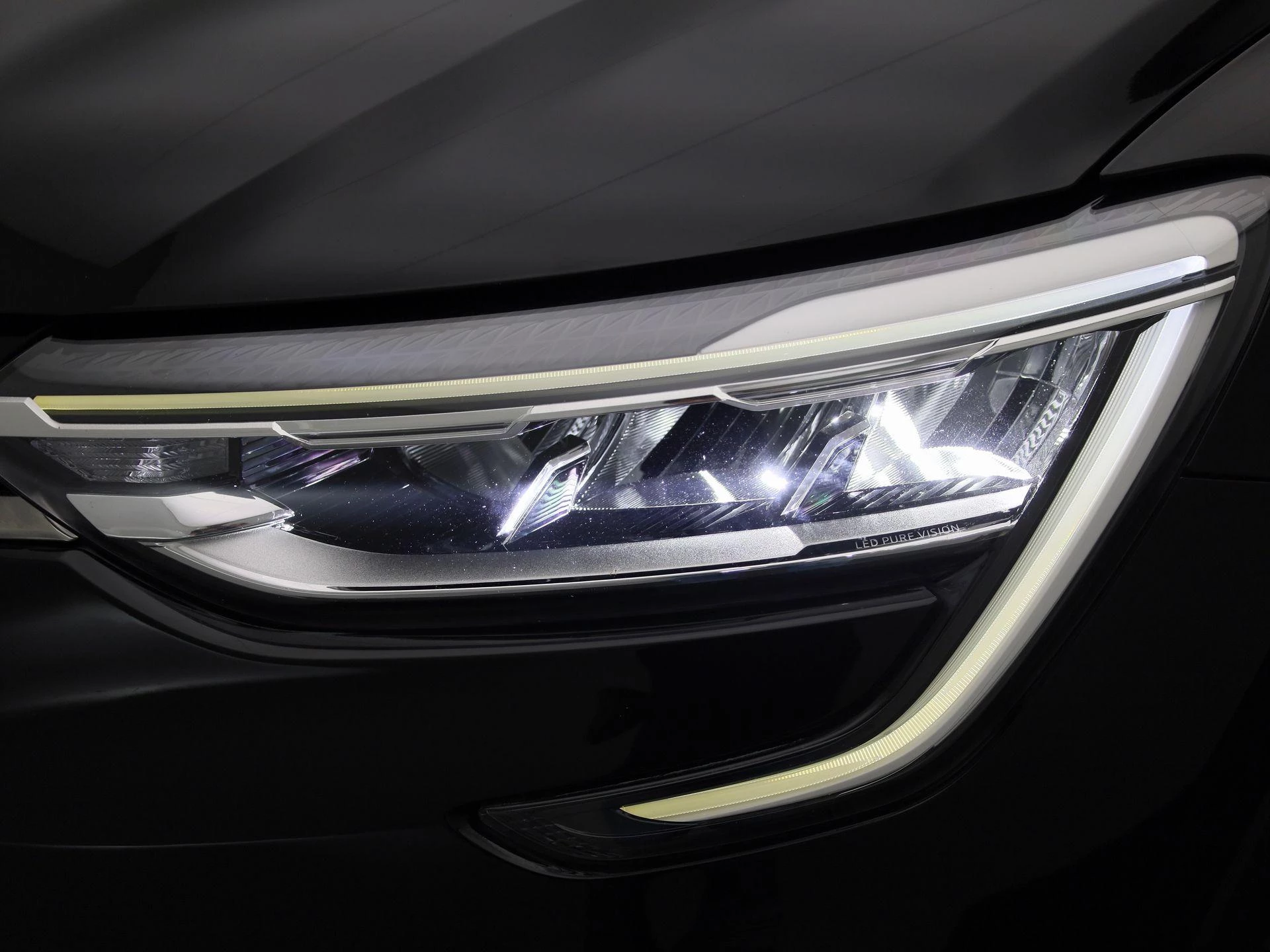 Renault-Arkana-image-13