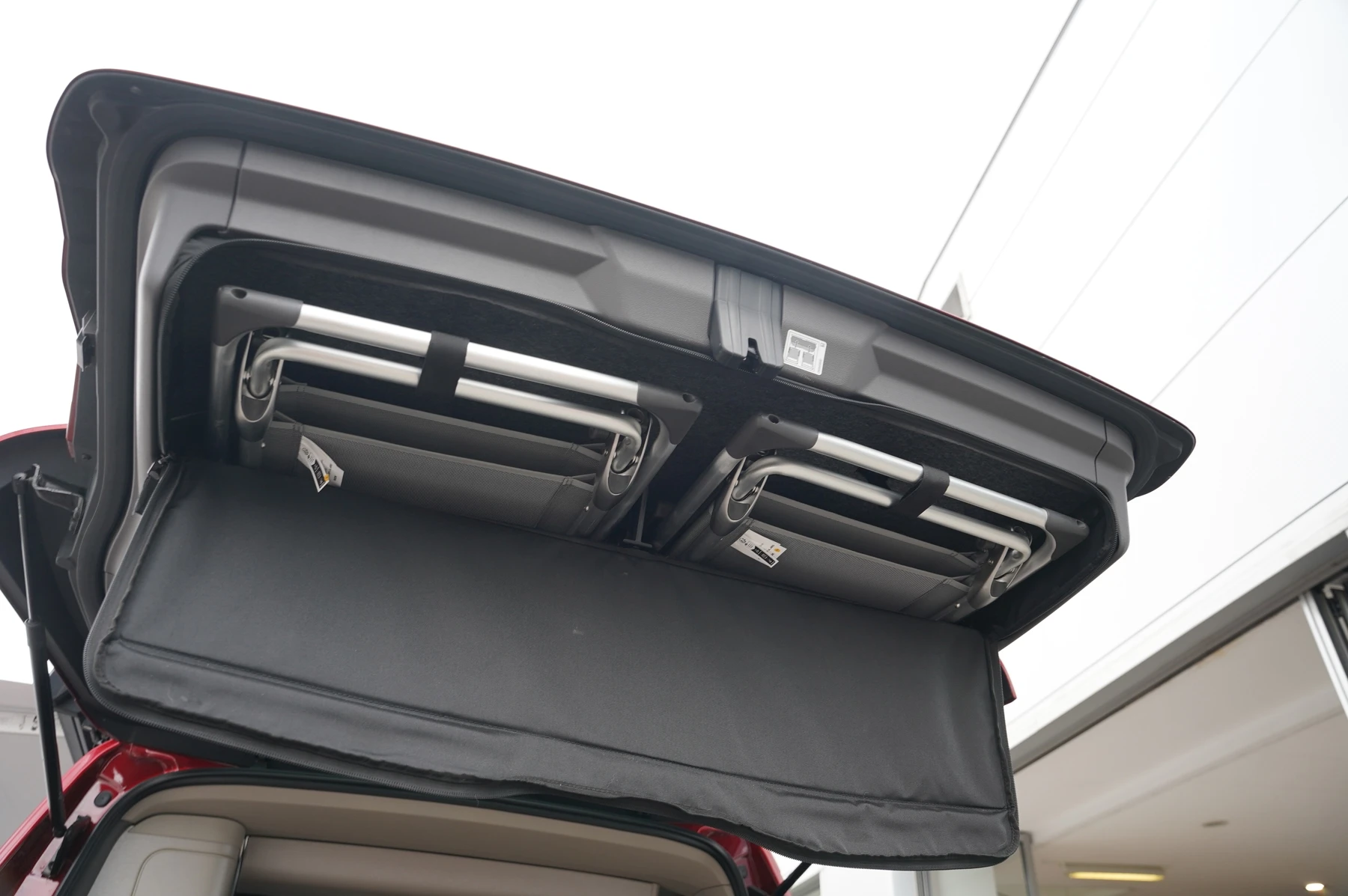 Volkswagen-California-image-12