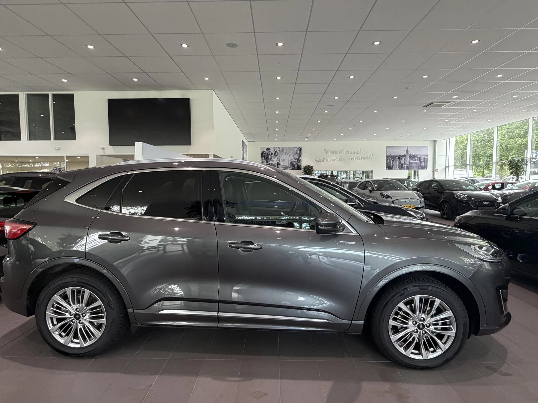 Ford Kuga 2.5 PHEV Vignale