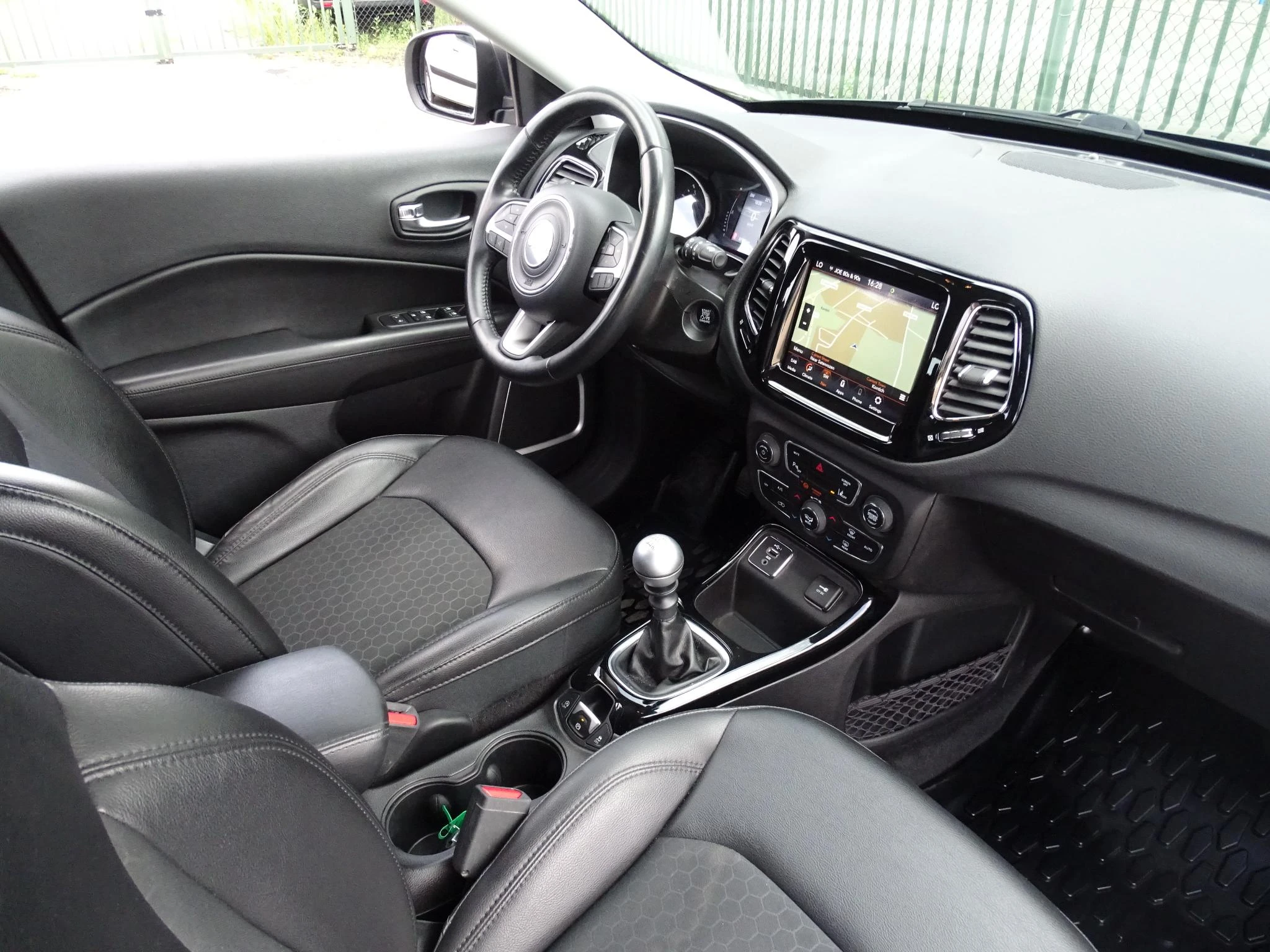 Jeep-Compass-image-13