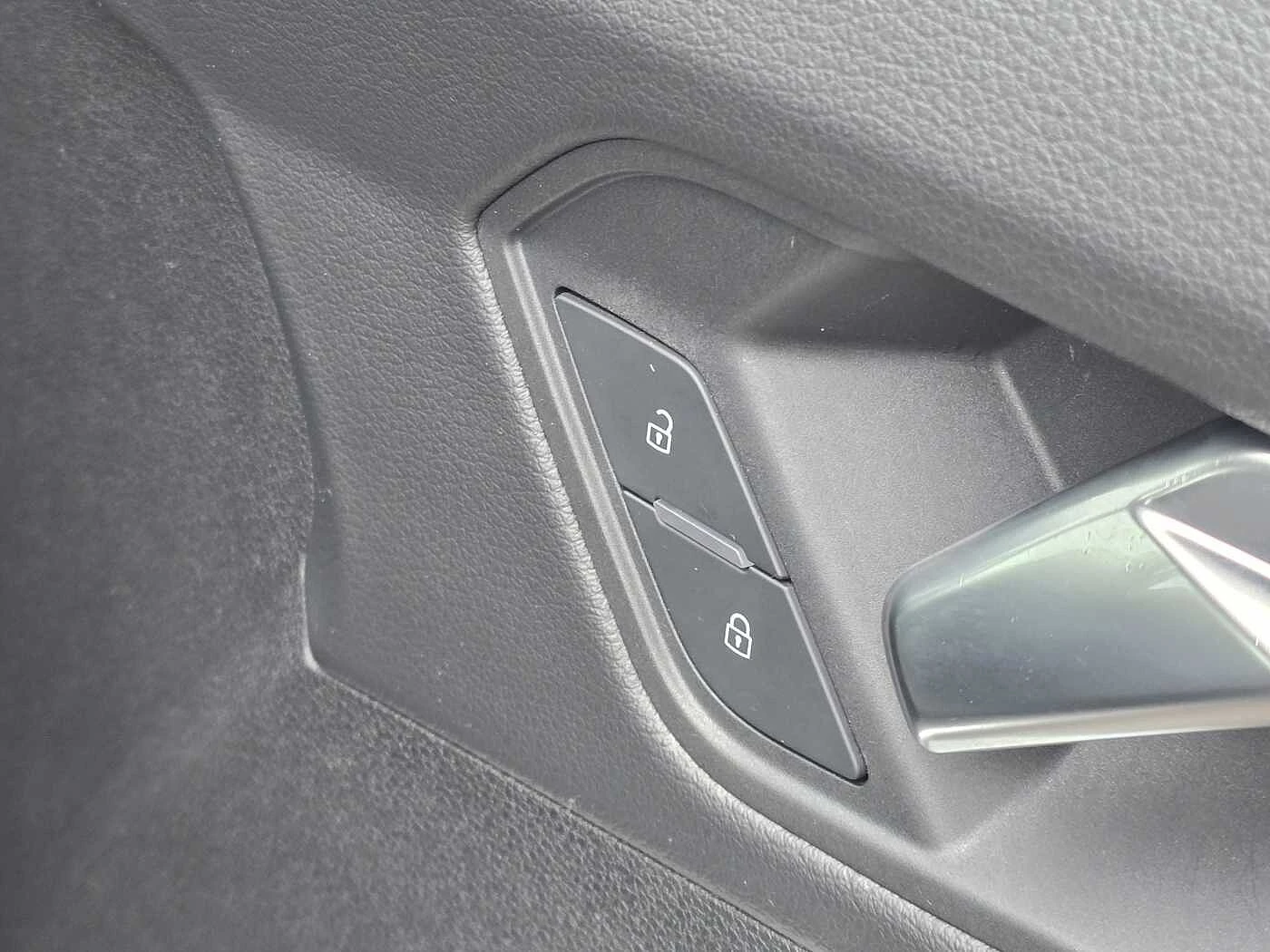Audi-Q3-image-40