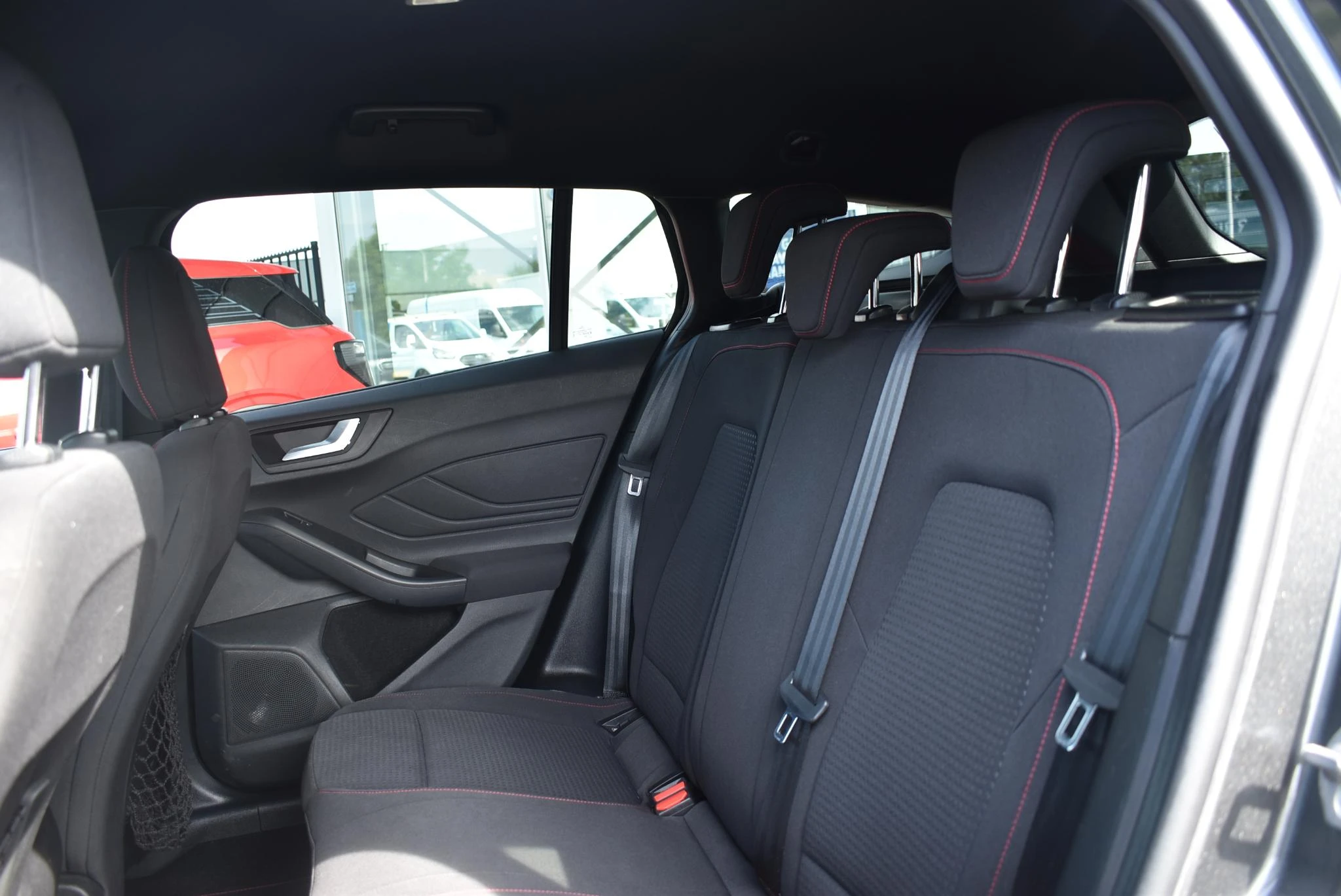Ford Focus Wagon 1.0 EcoBoost ST Line Business