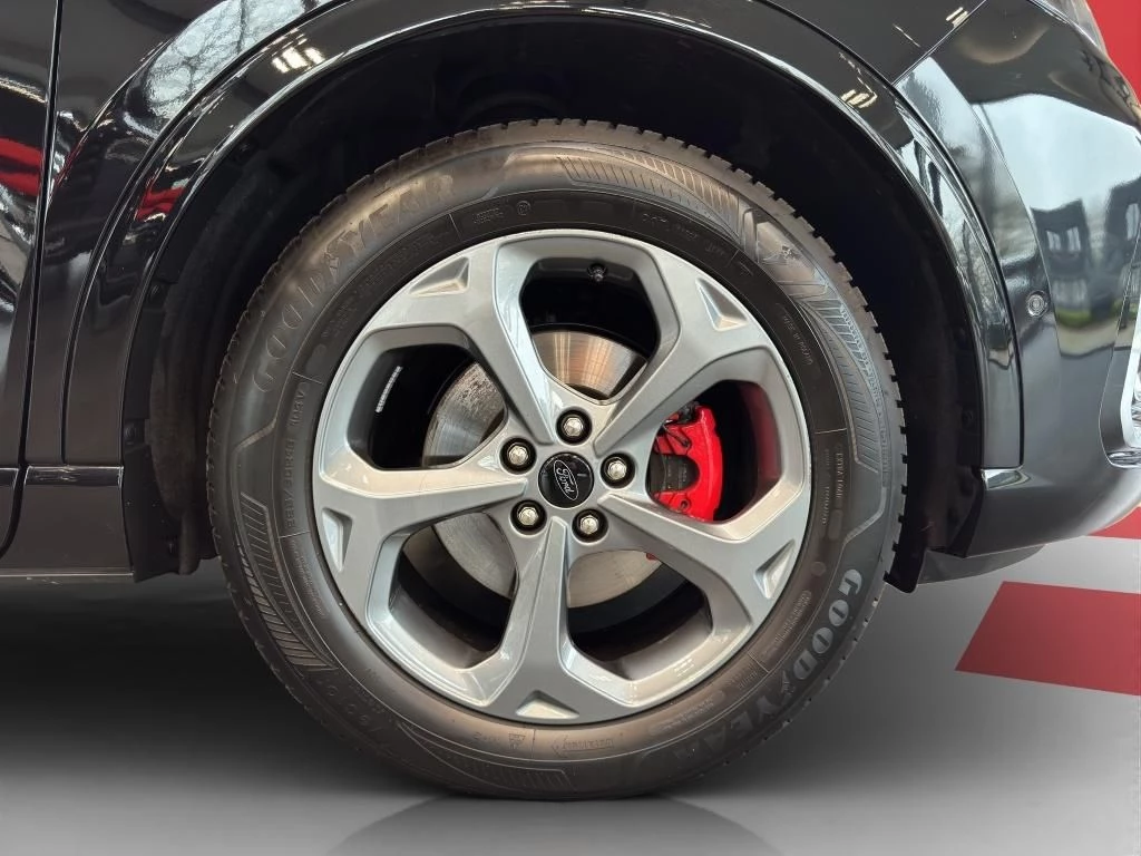 Ford Kuga 1.5 ST-LINE X PANO SHZ AHK Kamera ST Line X