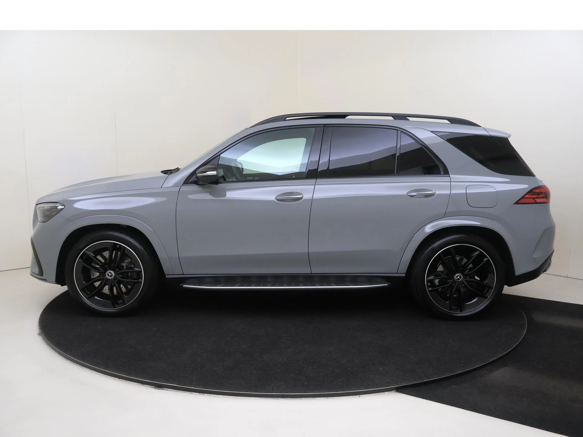 Mercedes-Benz GLE 400 e 4MATIC AMG Line Premium Plus