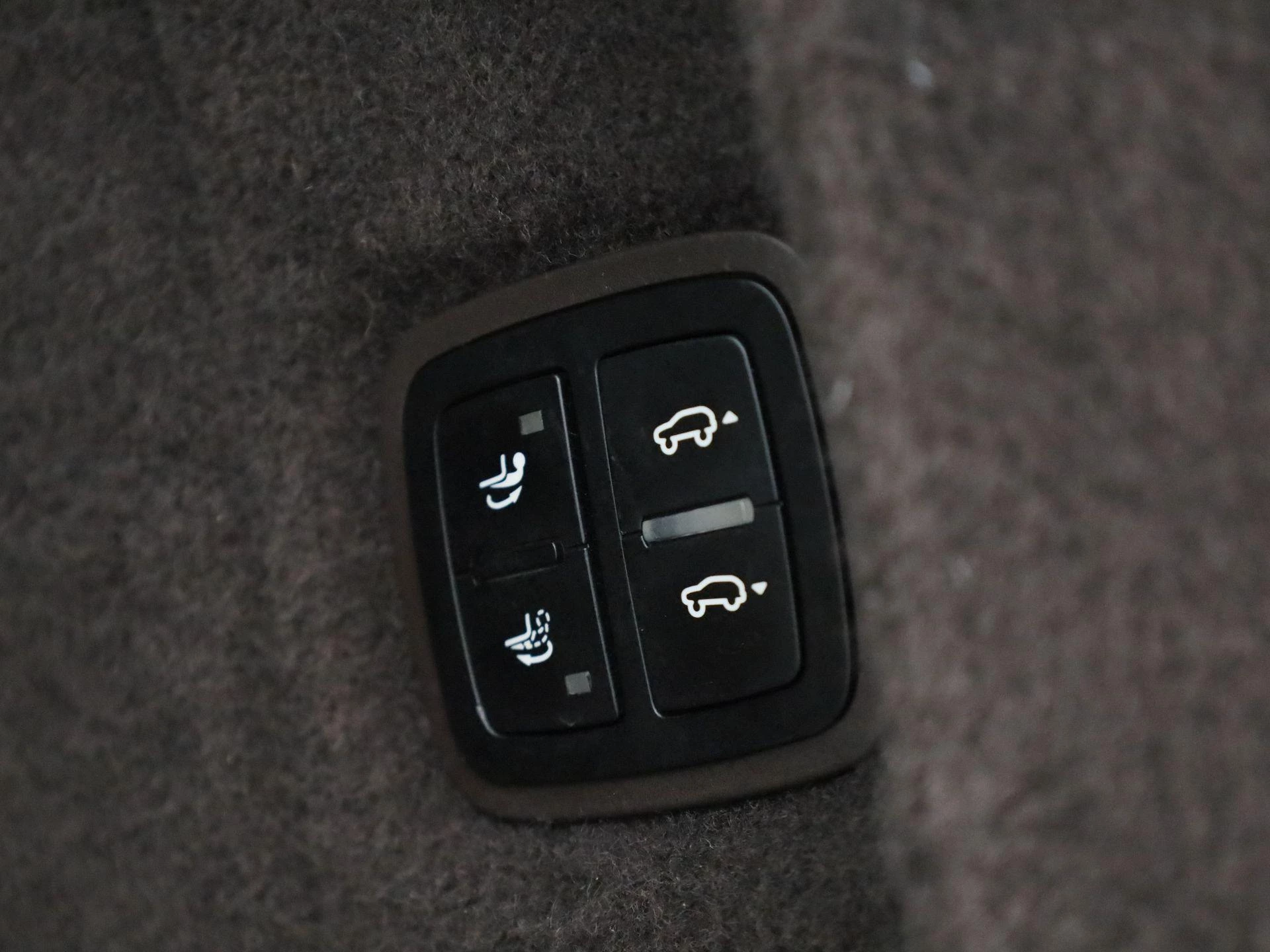 Porsche-Cayenne-image-15