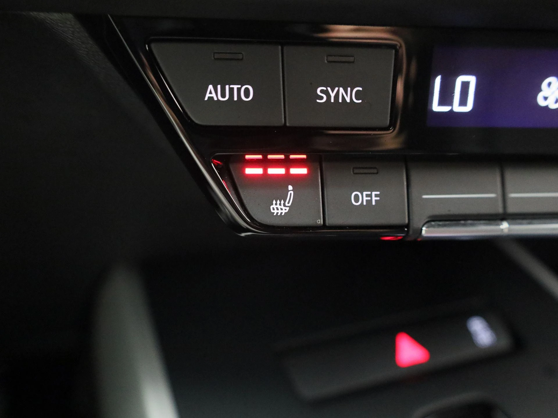 Audi-Q4 e-tron-image-28