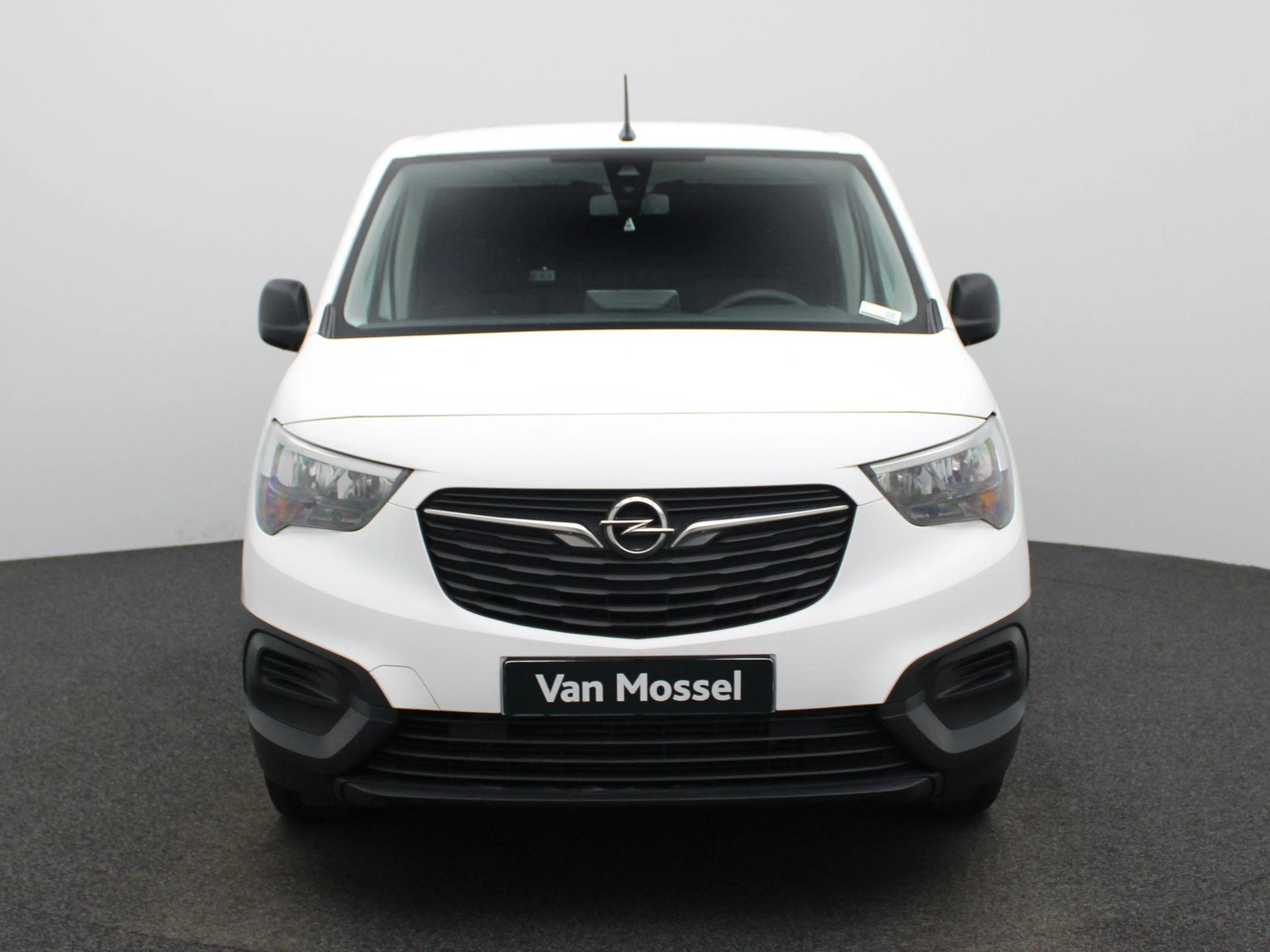 Opel-Combo-image-2