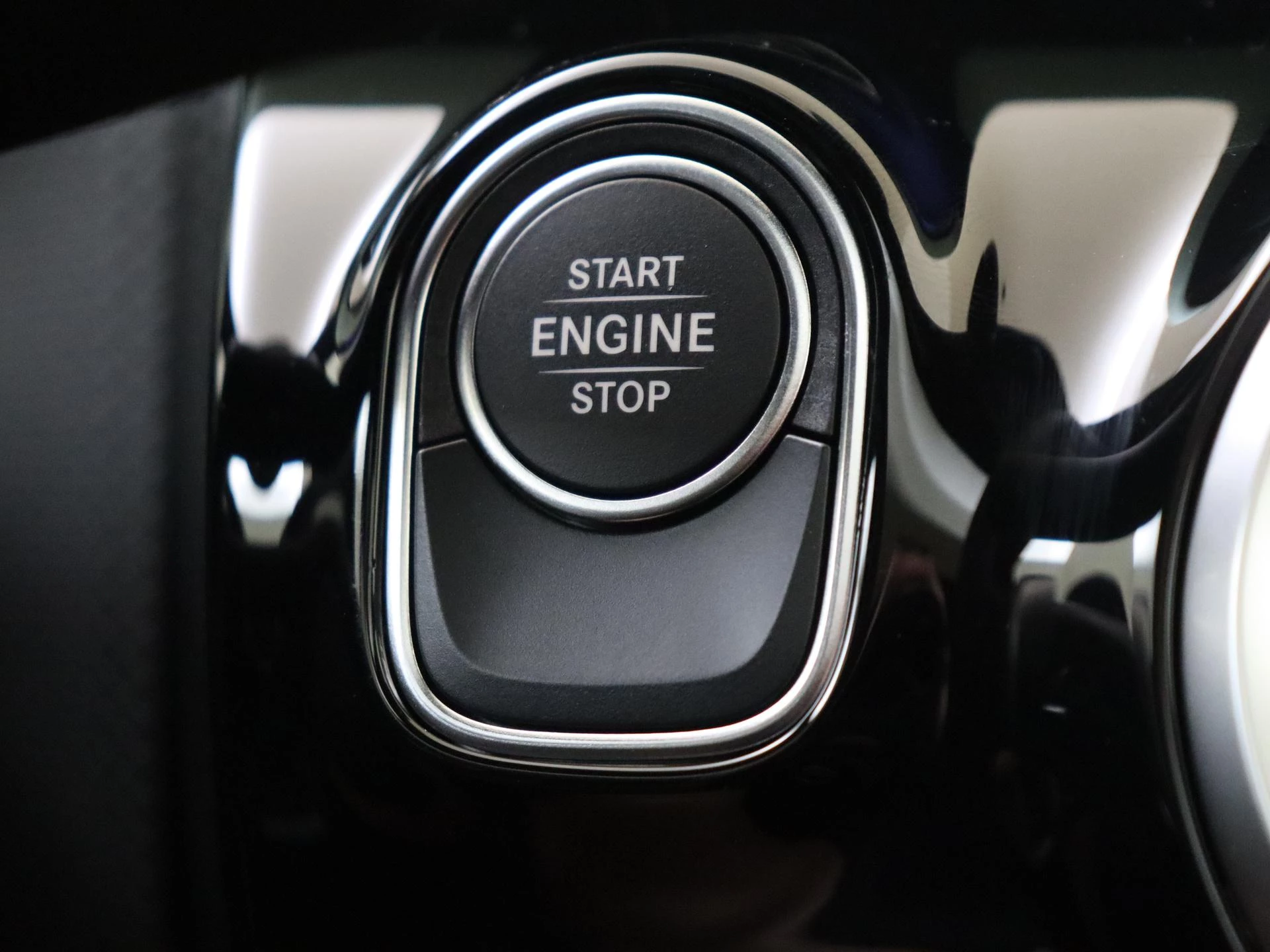 Mercedes-Benz-A-Klasse-image-21
