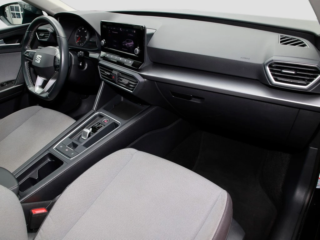 SEAT Leon 2.0 TDI DSG Style Full-Link/LED/SHZ