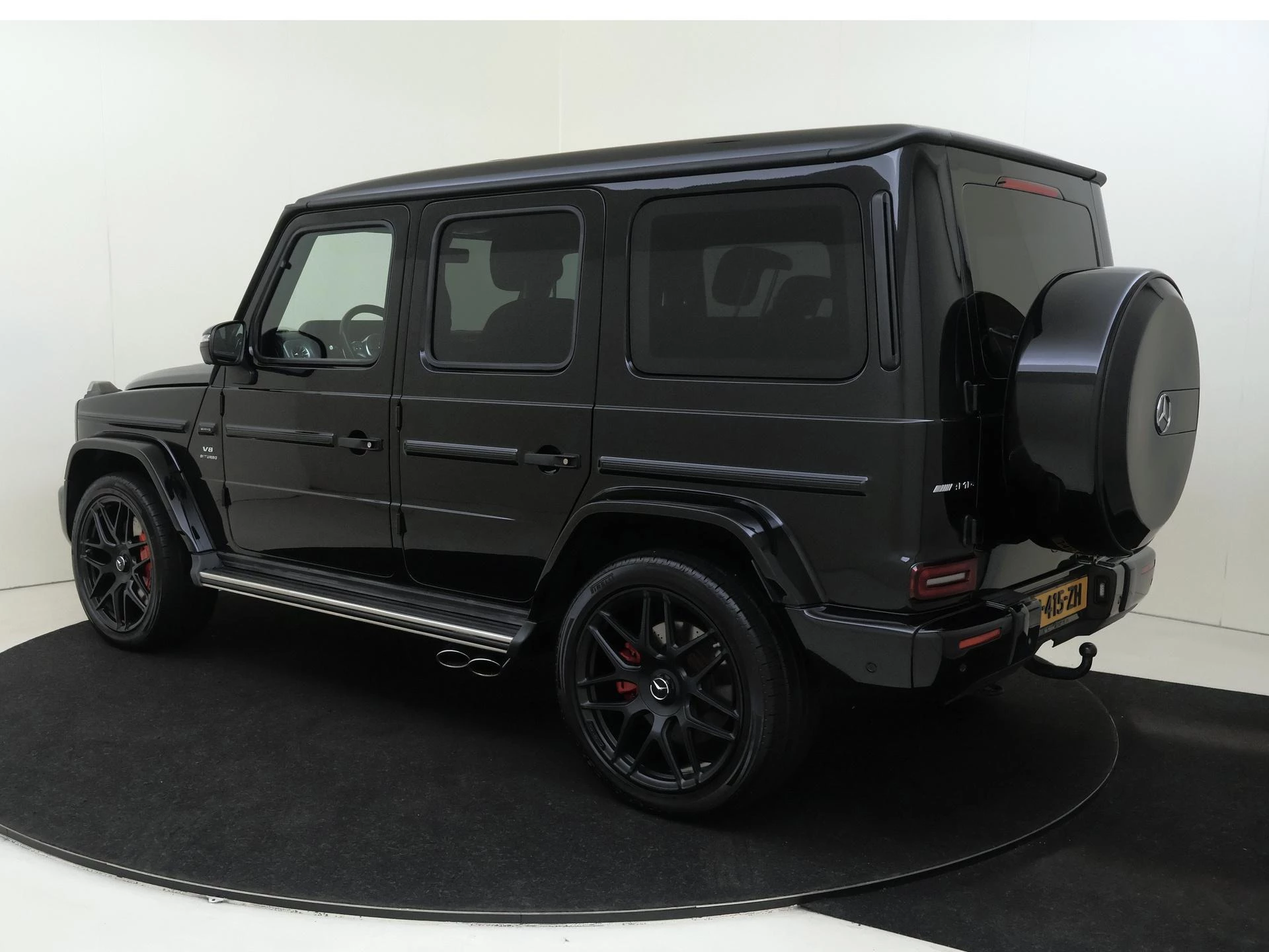 Mercedes-Benz-G-Klasse-image-5