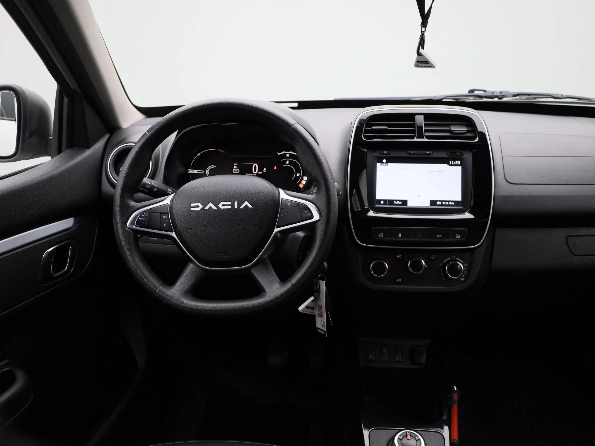 Dacia-Spring-image-6