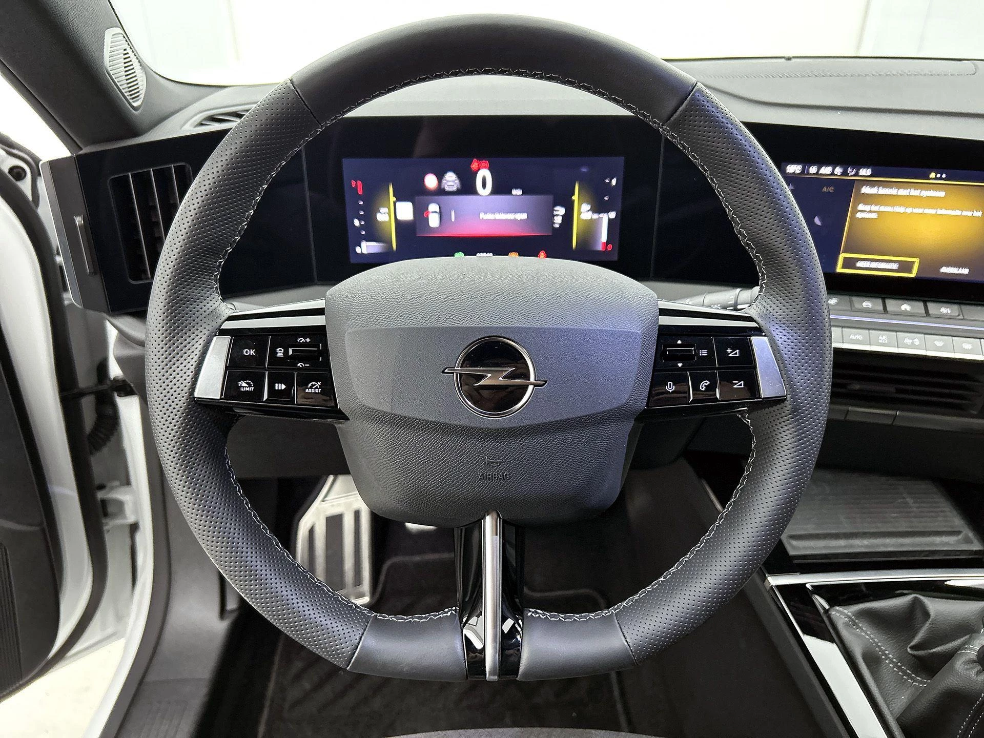 Opel-Astra-image-32