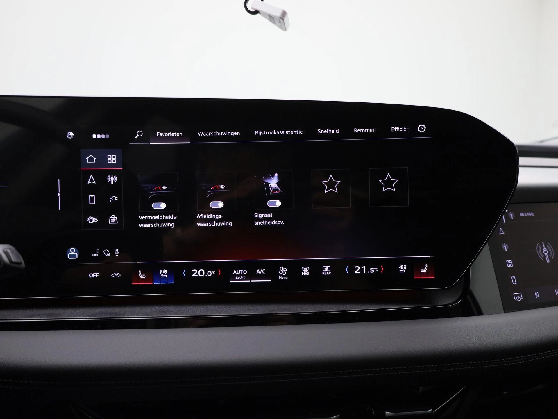 Audi-Q6 e-tron-image-35