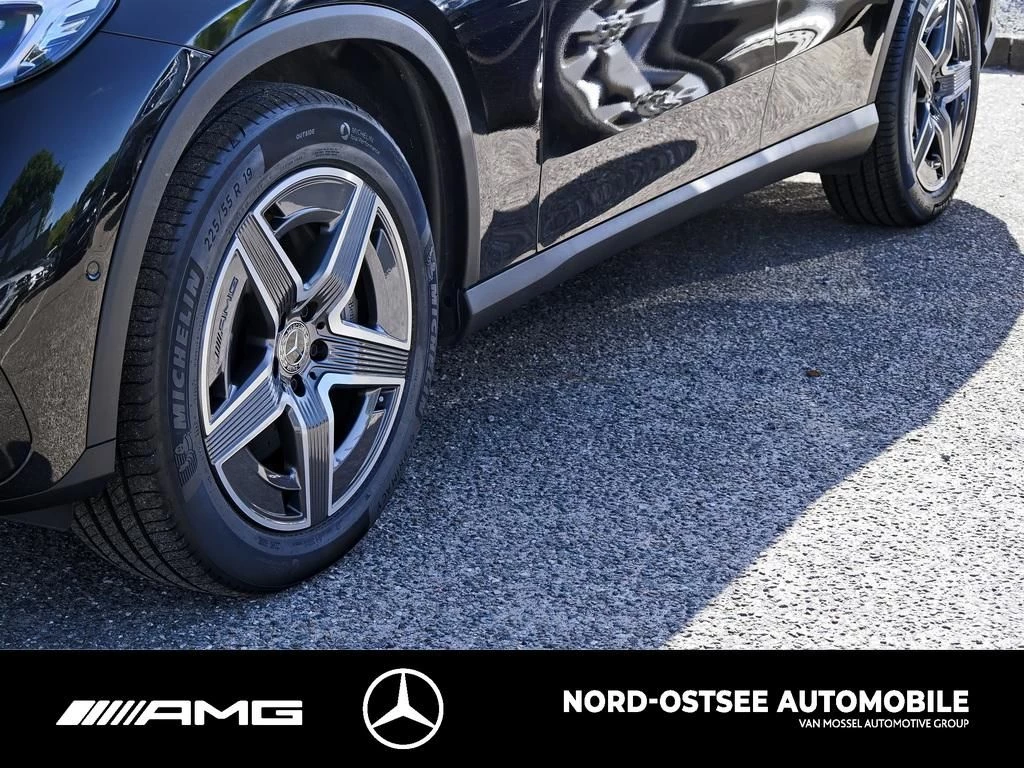 Mercedes-Benz GLC 300 d AMG 4M AHK DISTRONIC SHZ MBUX KEYLESS AMG Line