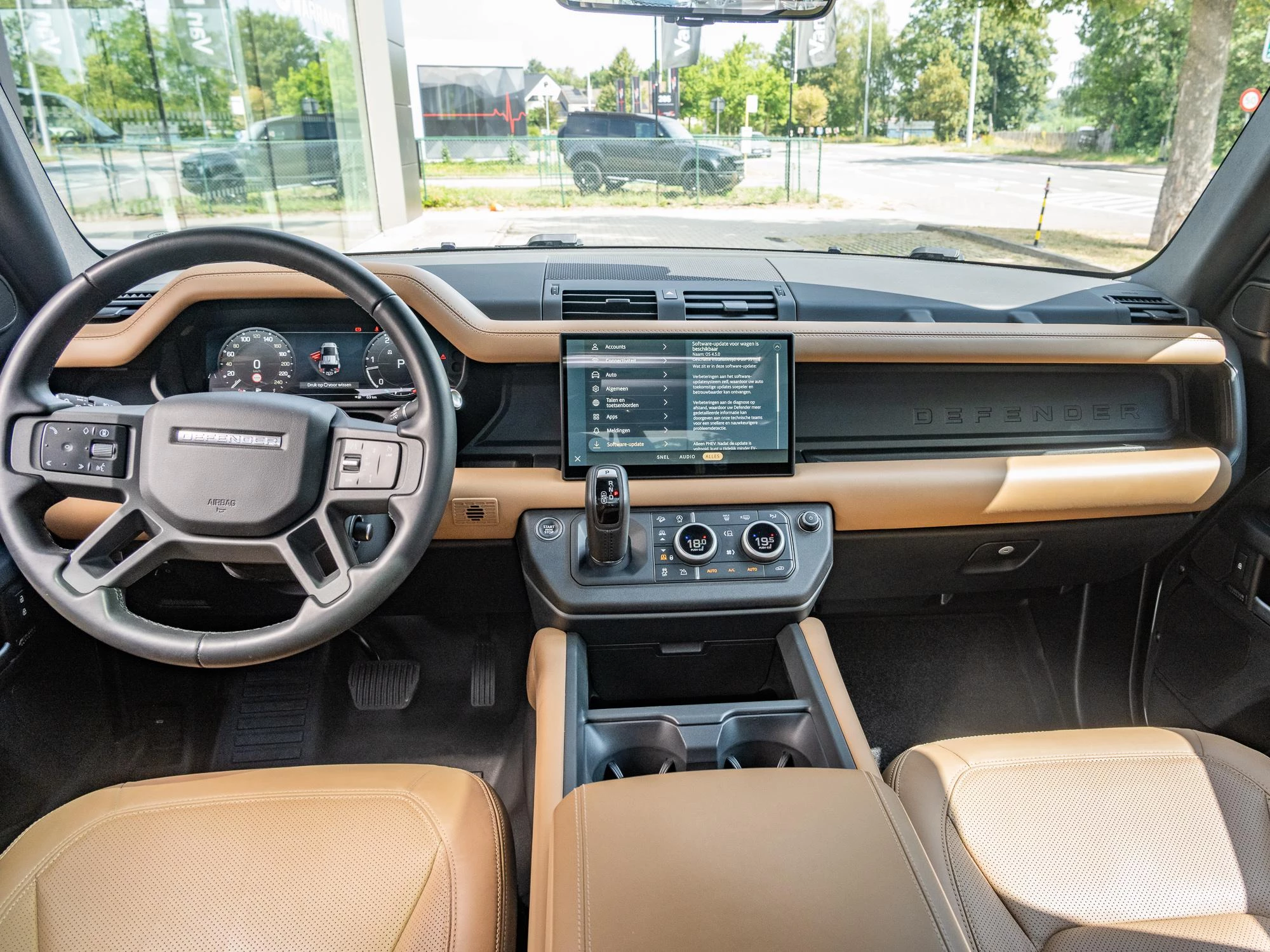 Land Rover Defender 110 D300 X-Dynamic HSE