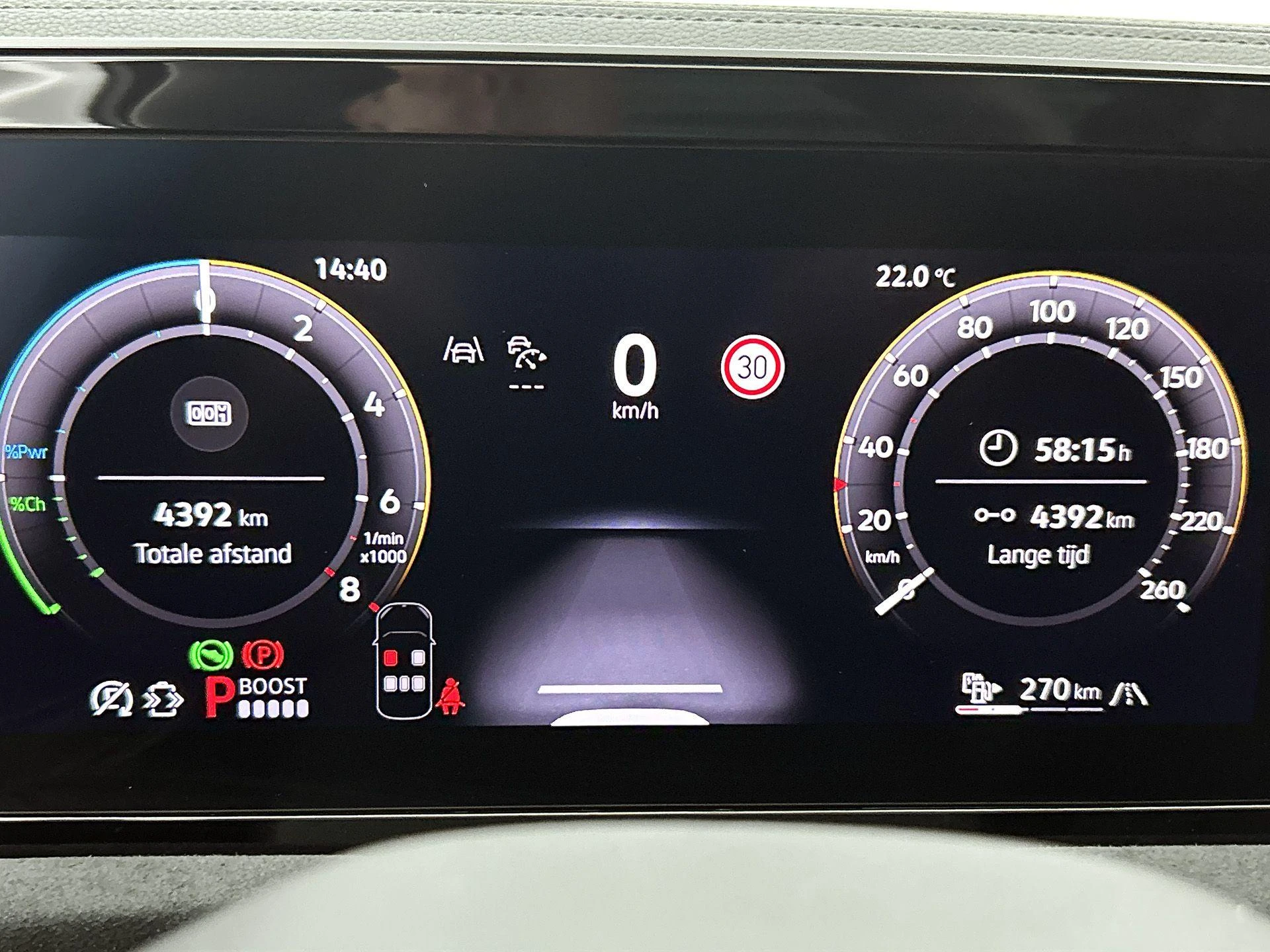 Volkswagen-Tiguan-image-22