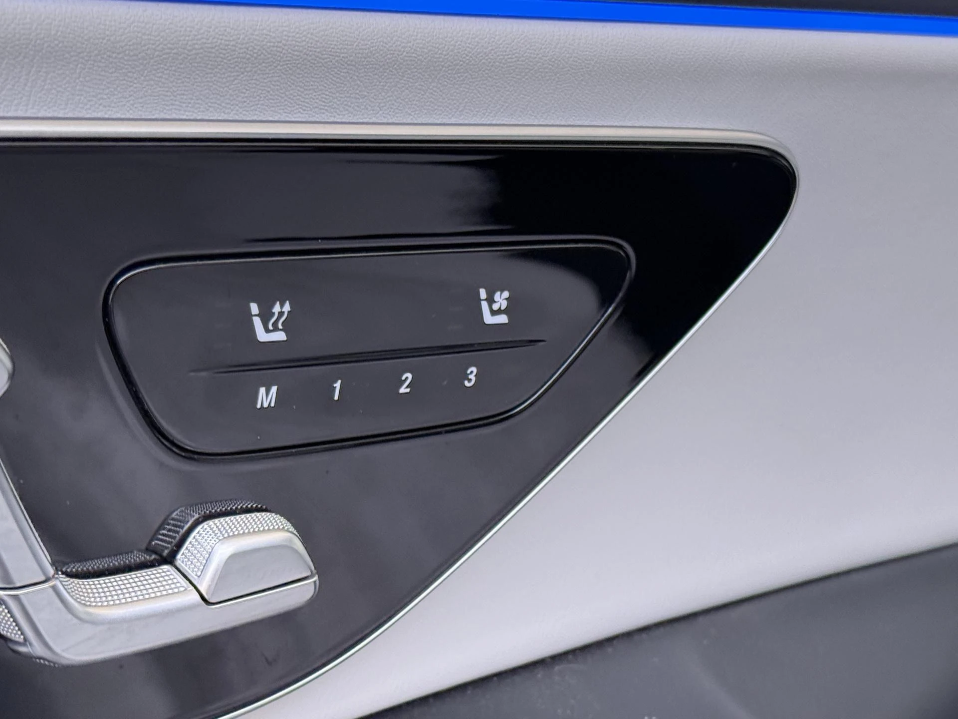 Mercedes-Benz-E-Klasse-image-24
