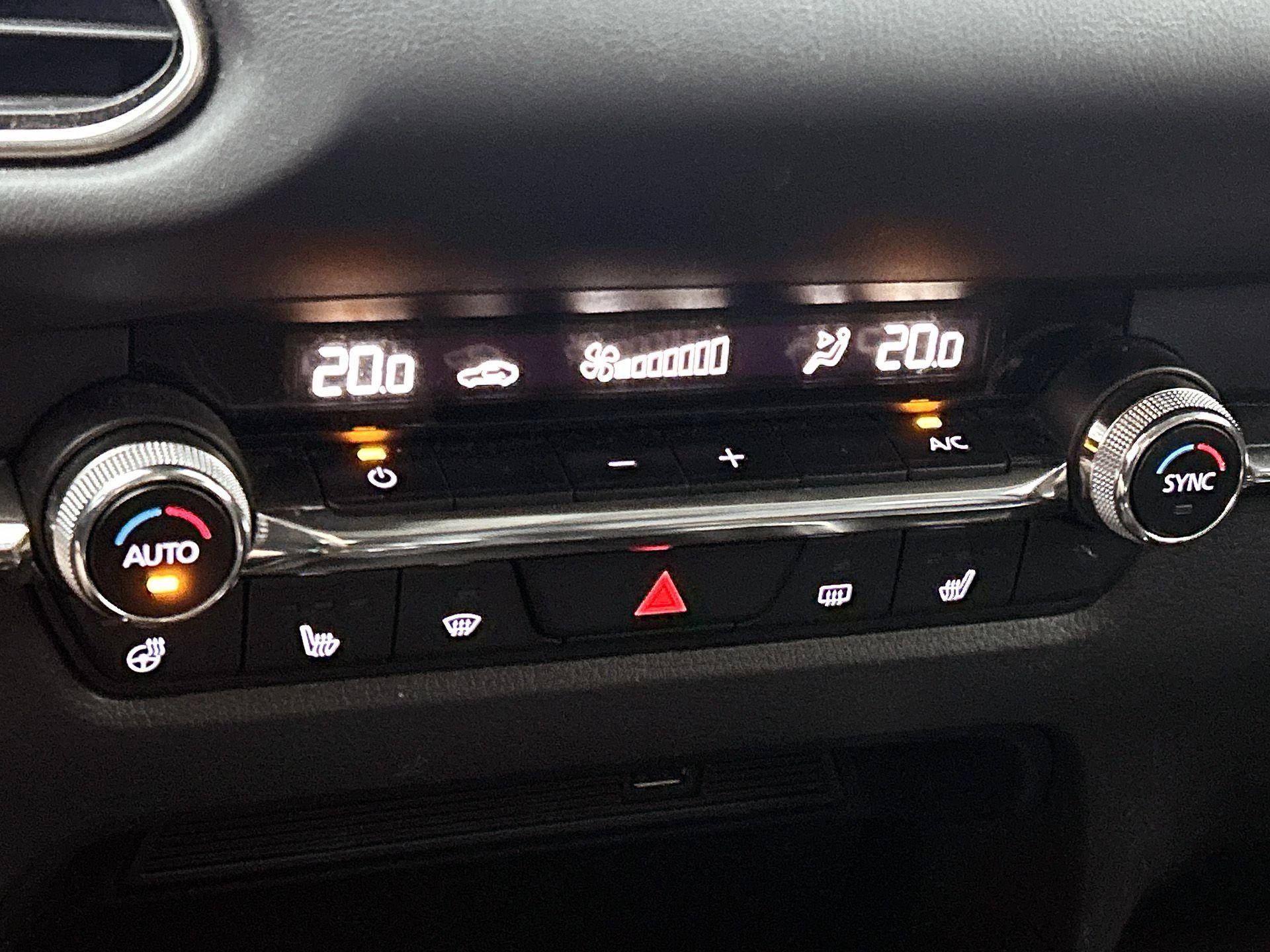 Mazda CX-30 2.0 e-SkyActiv-X M Hybrid Luxury 185 PK