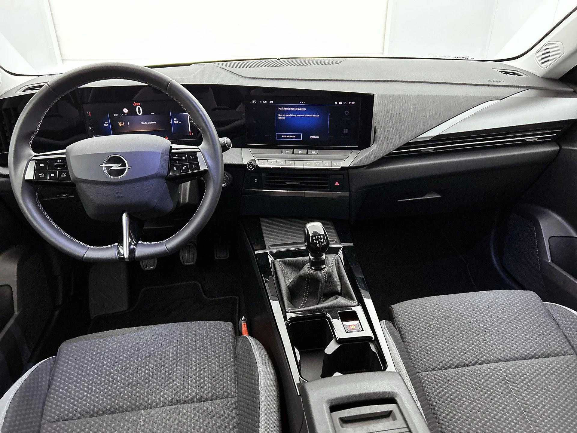Opel-Astra-image-19