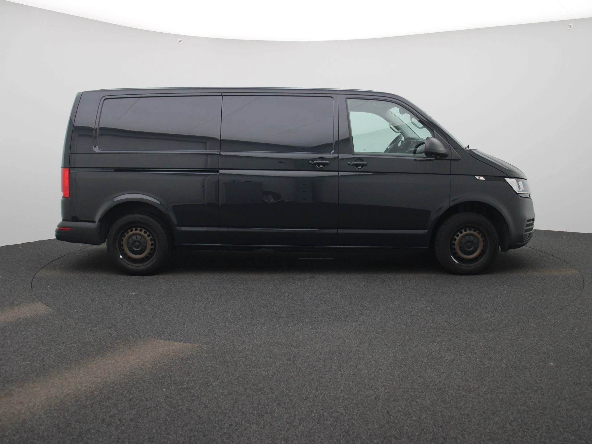 Volkswagen Transporter 2.0 TDI L2H1 150PK