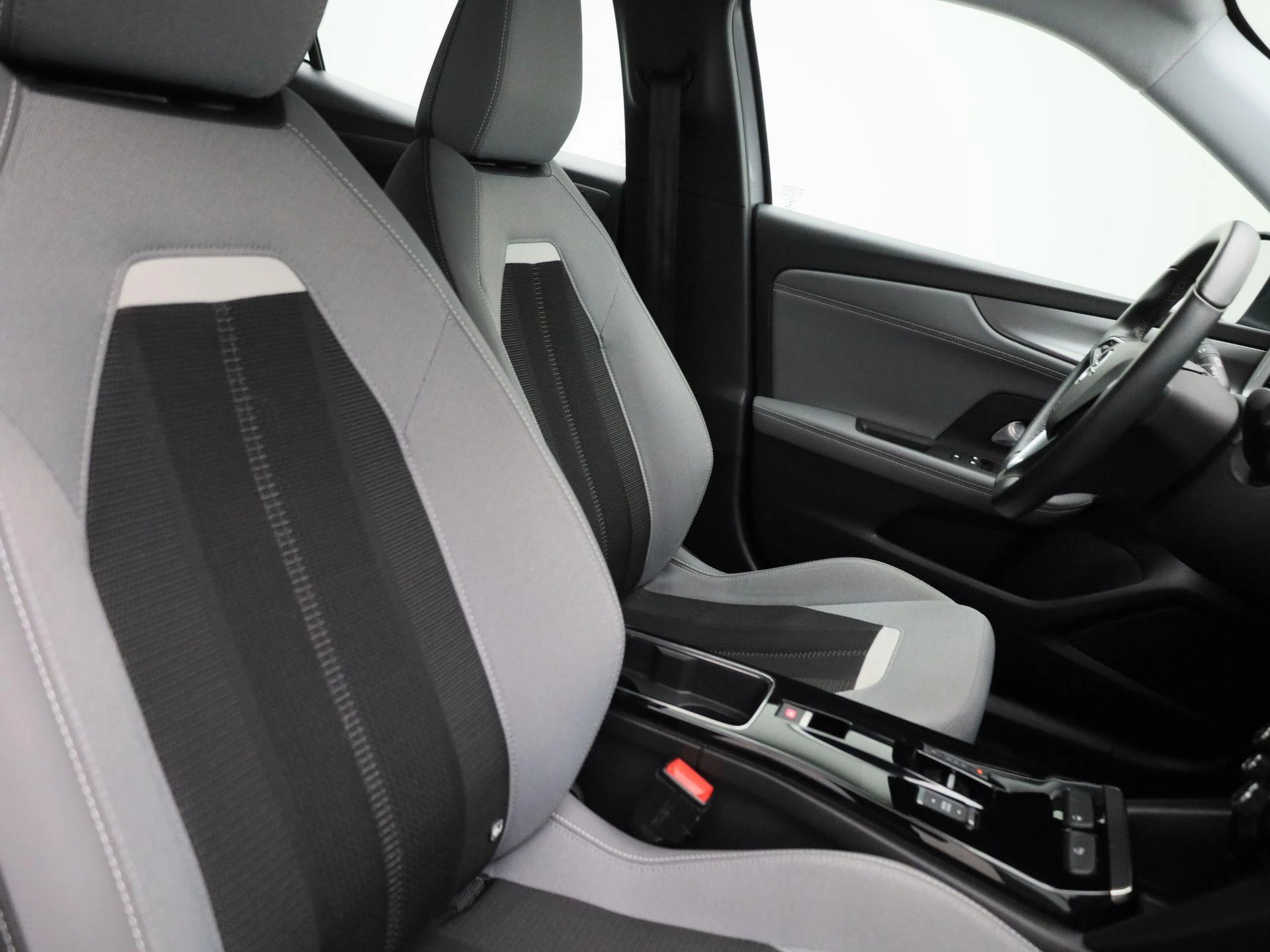 Opel-Mokka-e-image-27