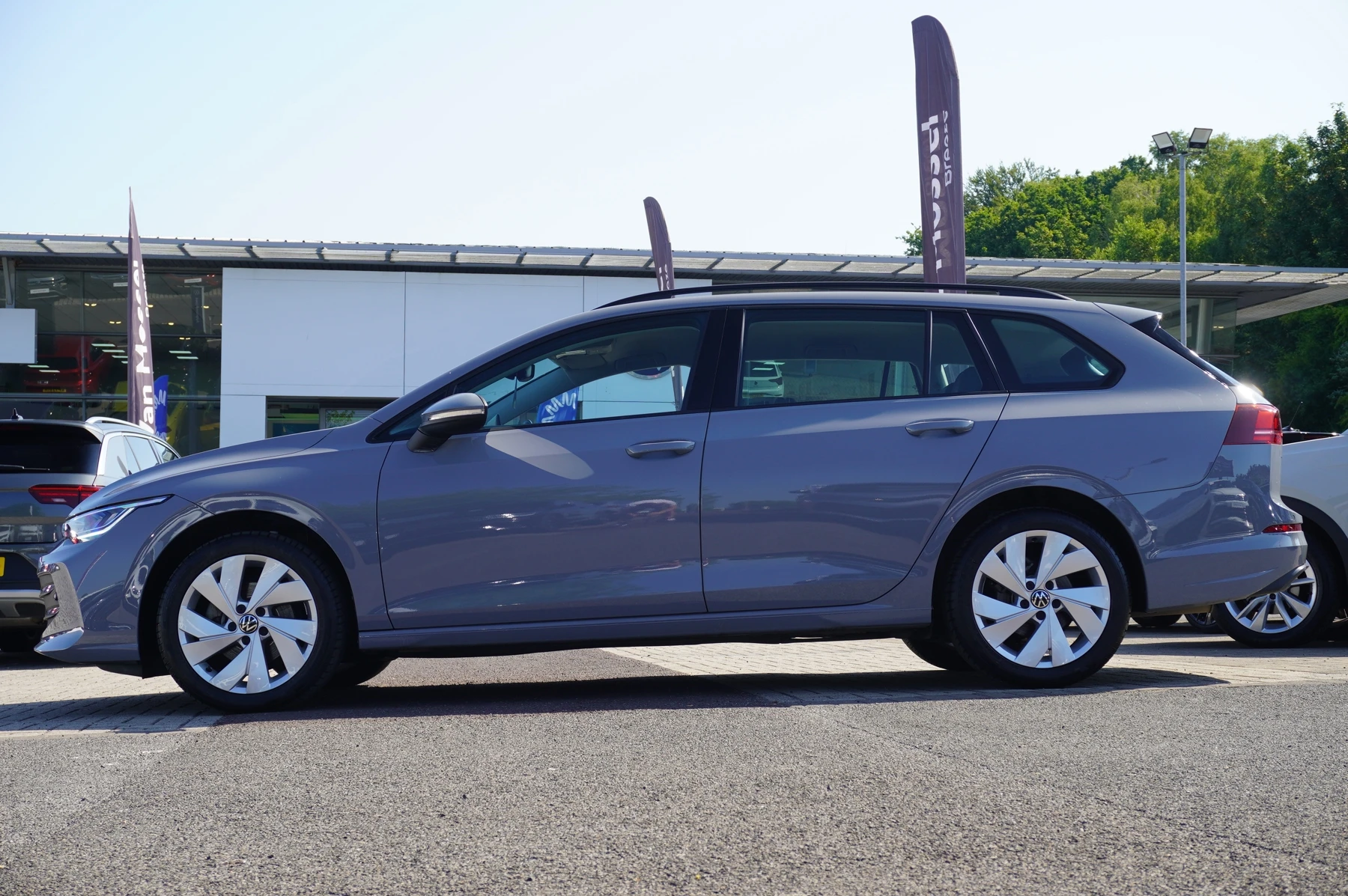 Volkswagen-Golf-image-18