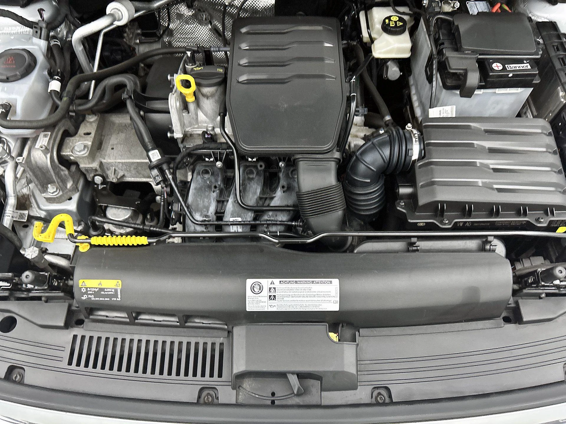 Volkswagen-Polo-image-26