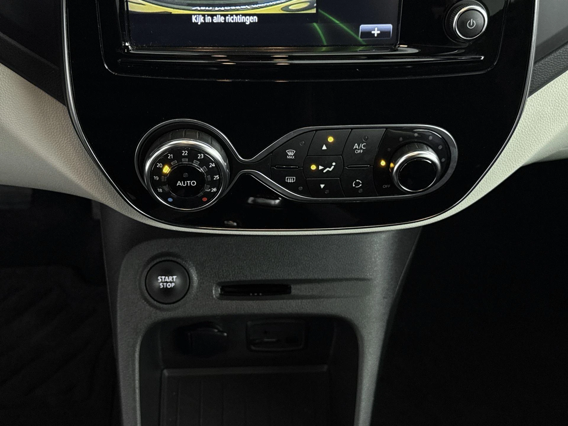 Renault-Captur-image-18