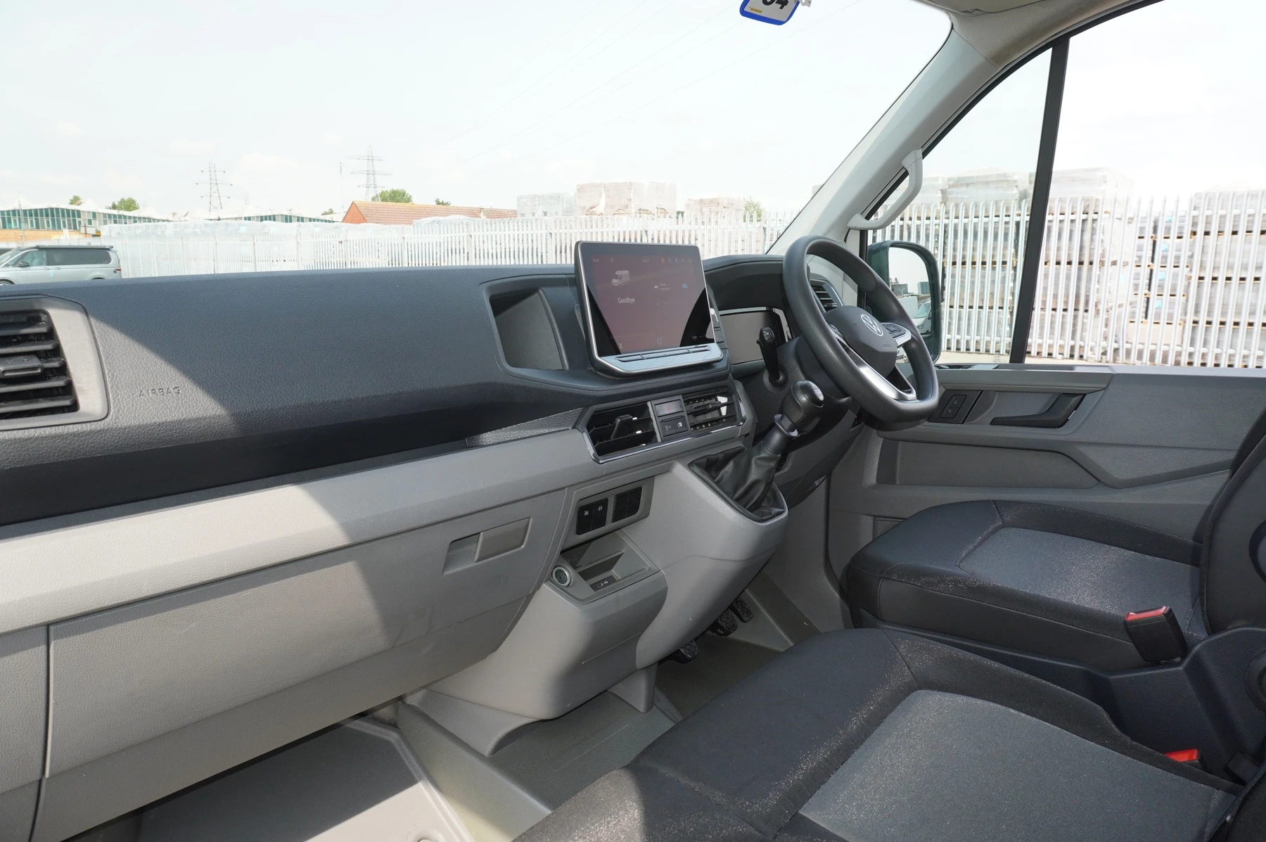 Volkswagen-Crafter-image-1