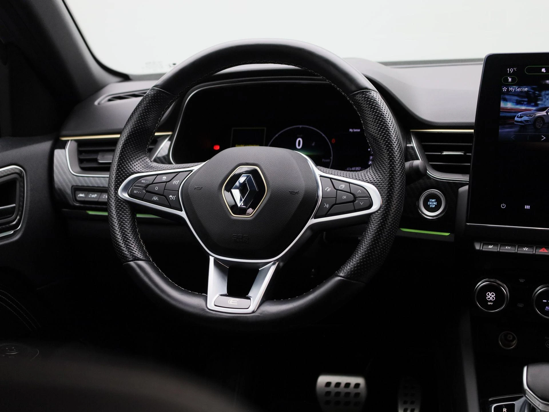 Renault-Arkana-image-9