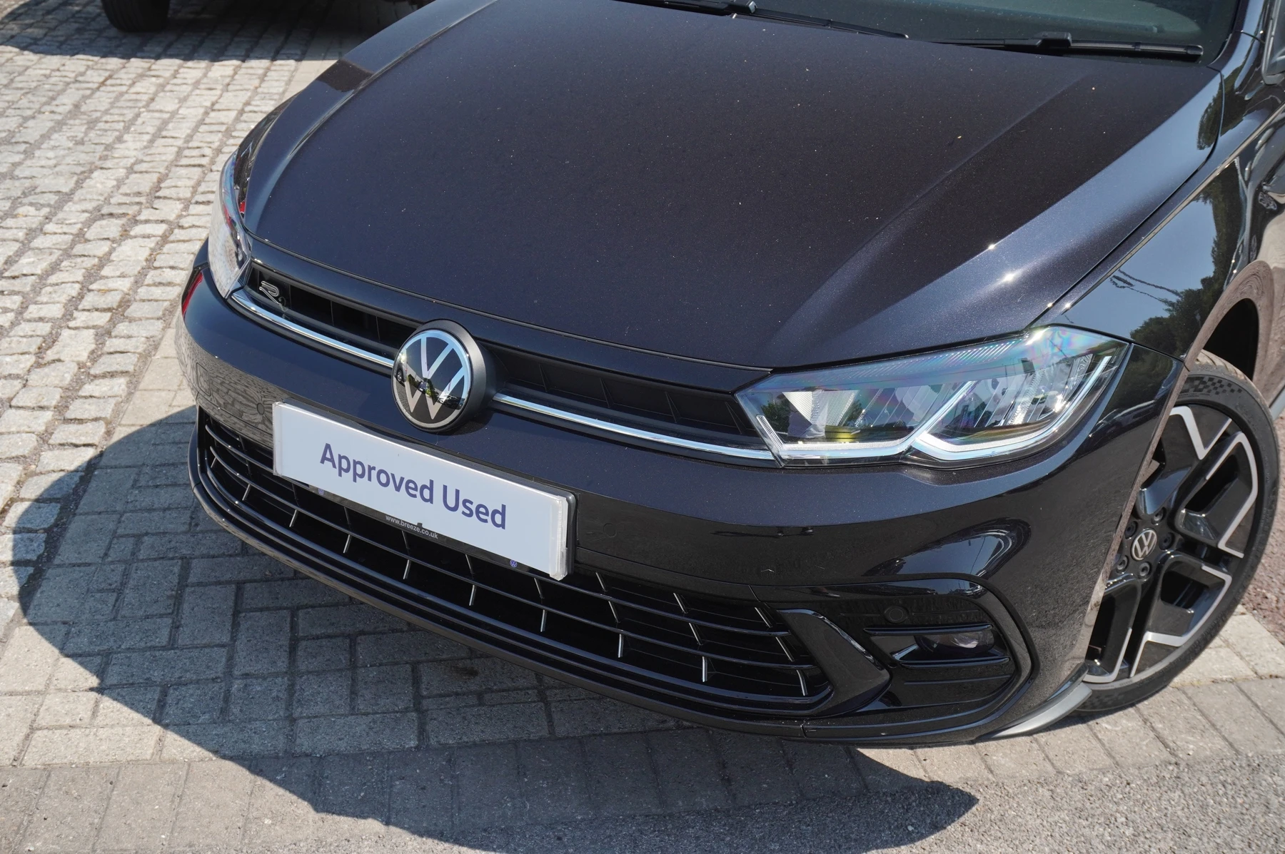 Volkswagen-Polo-image-36