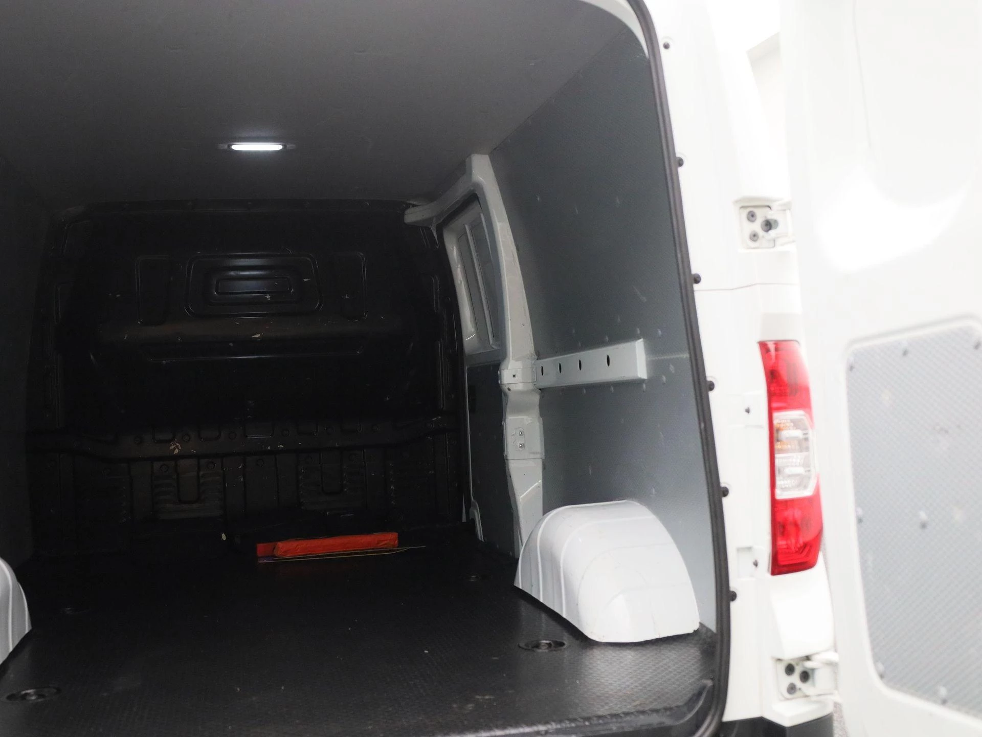 Maxus-eDeliver3-image-14