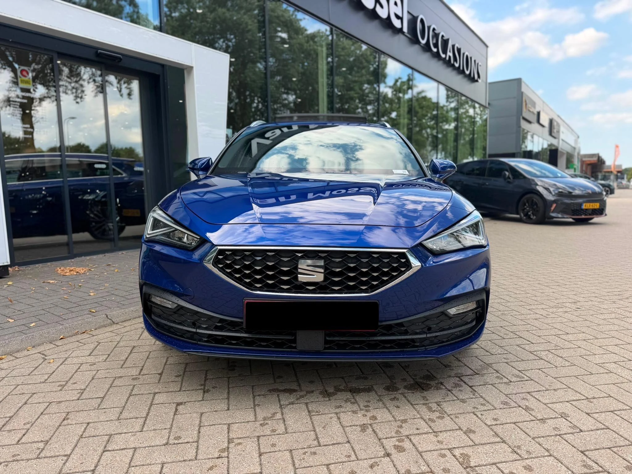 SEAT-Leon-image-1