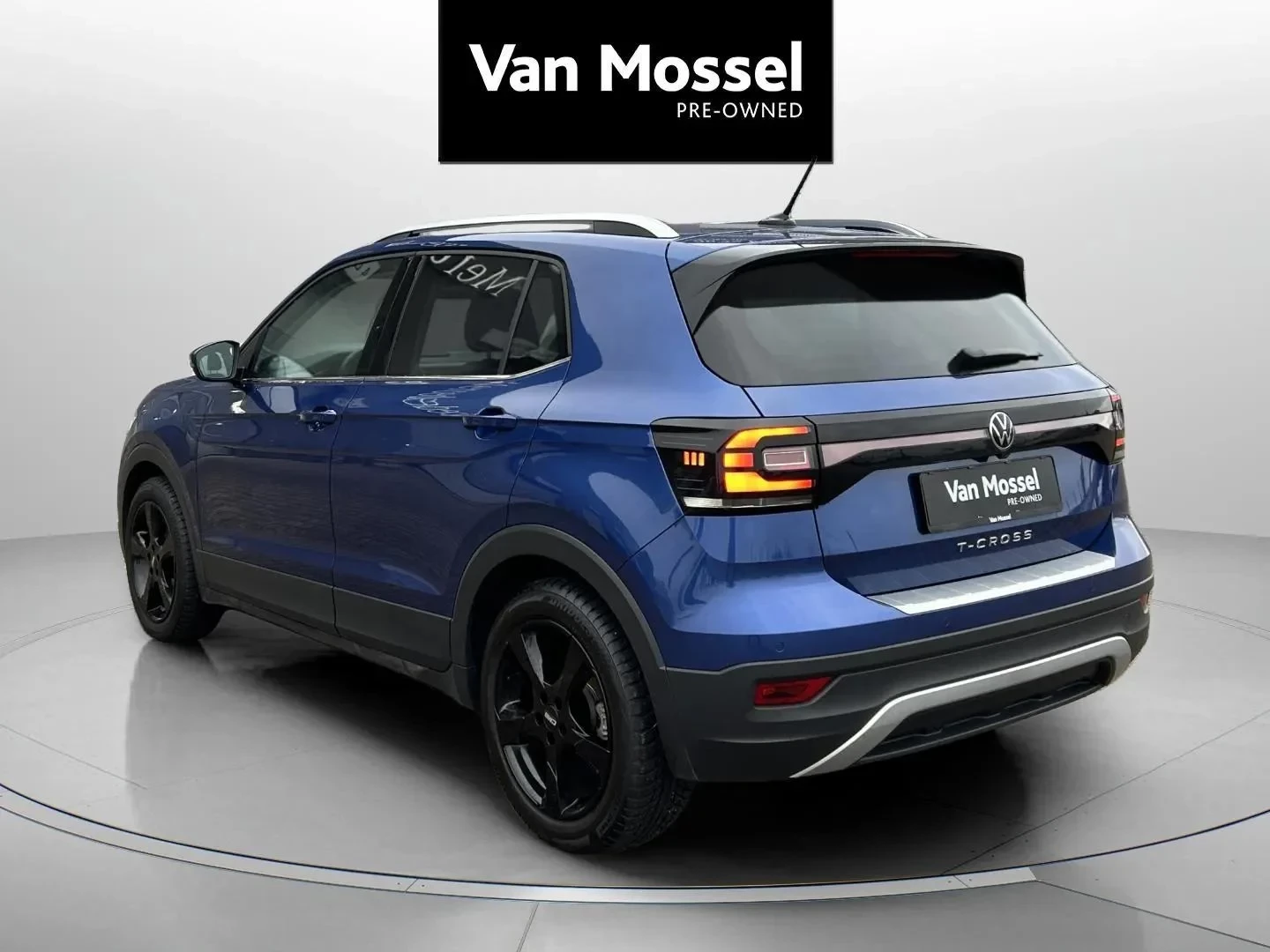 Volkswagen-T-Cross-image-6