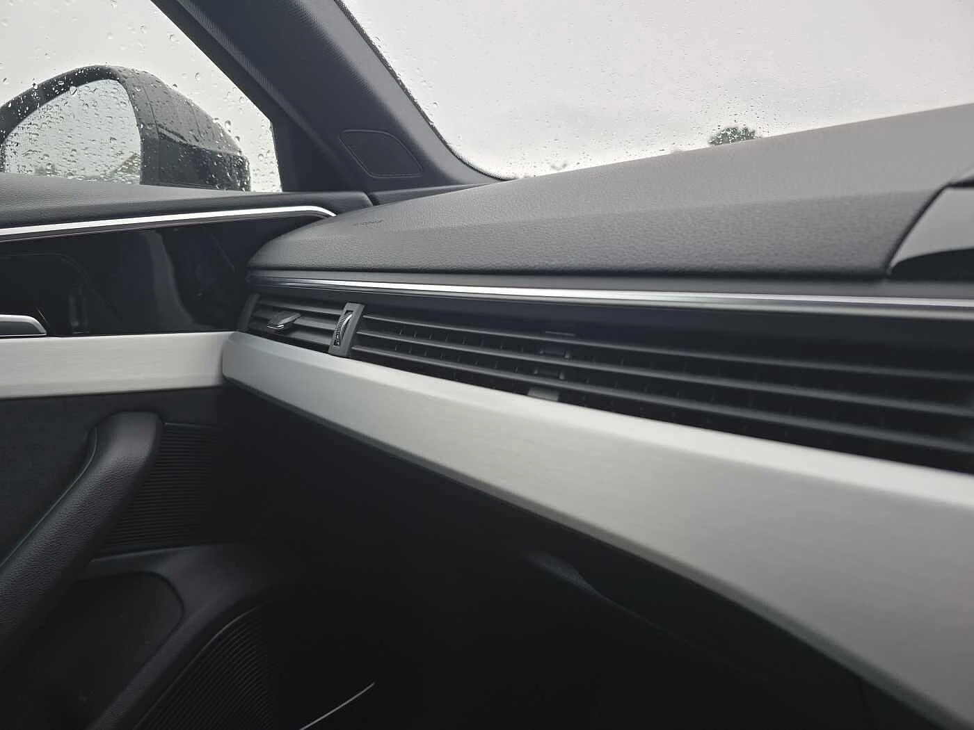 Audi-A4-image-23