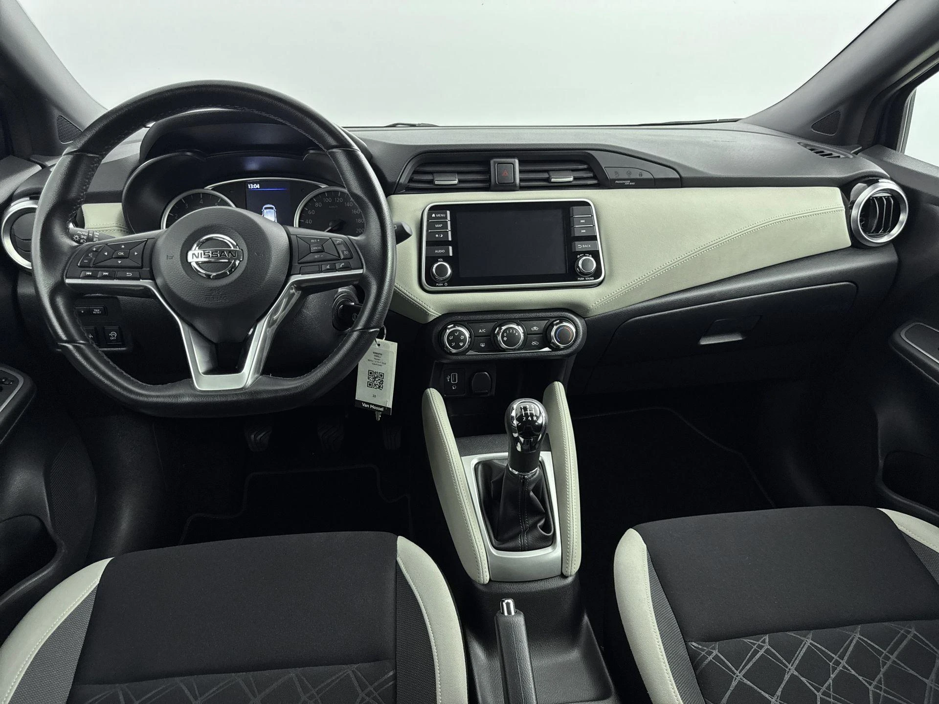 Nissan-Micra-image-18
