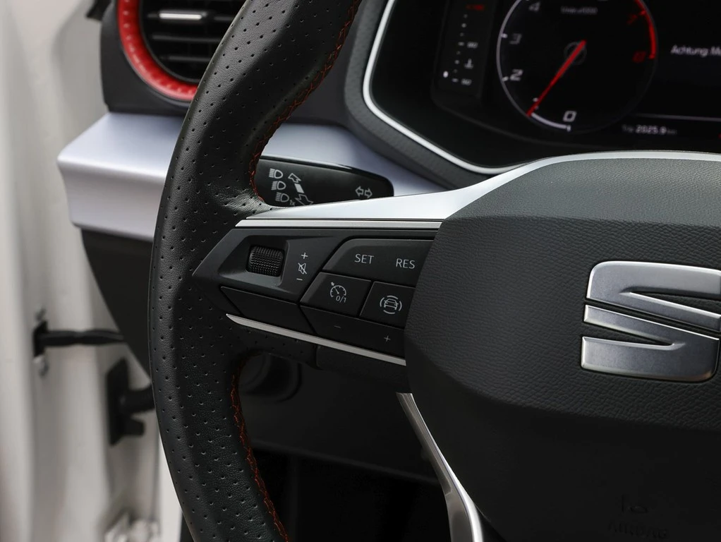 SEAT-Ibiza-image-13