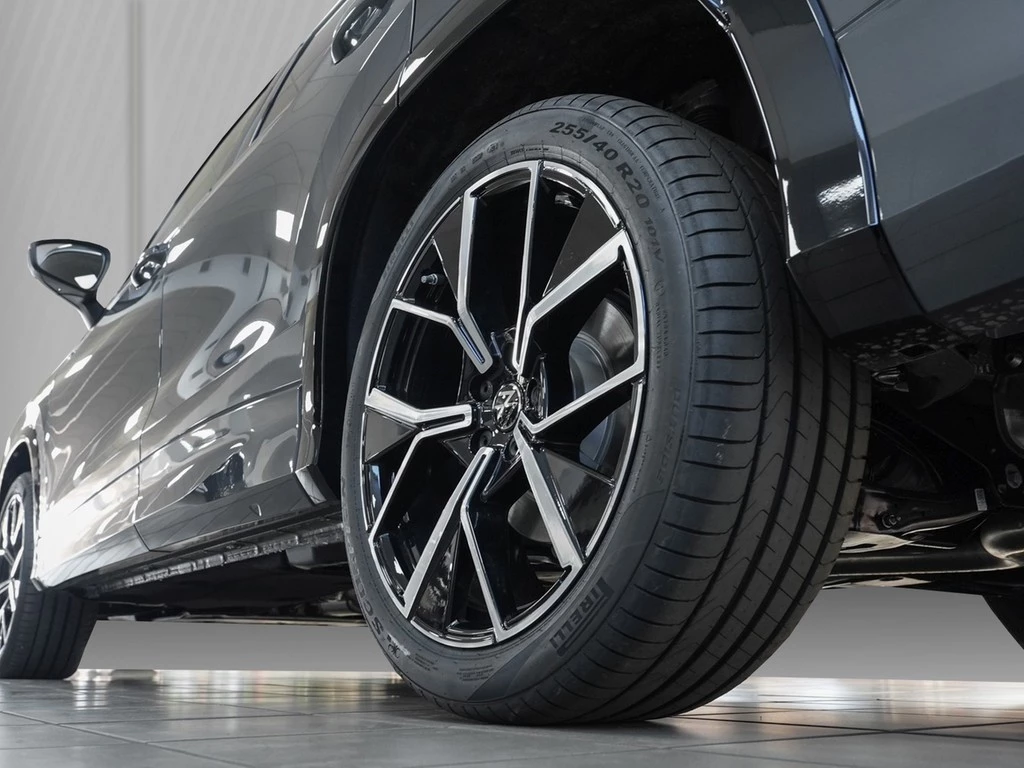 Volkswagen Tayron R-Line 4M NaviMax Pano AHK StHz BlackSt
