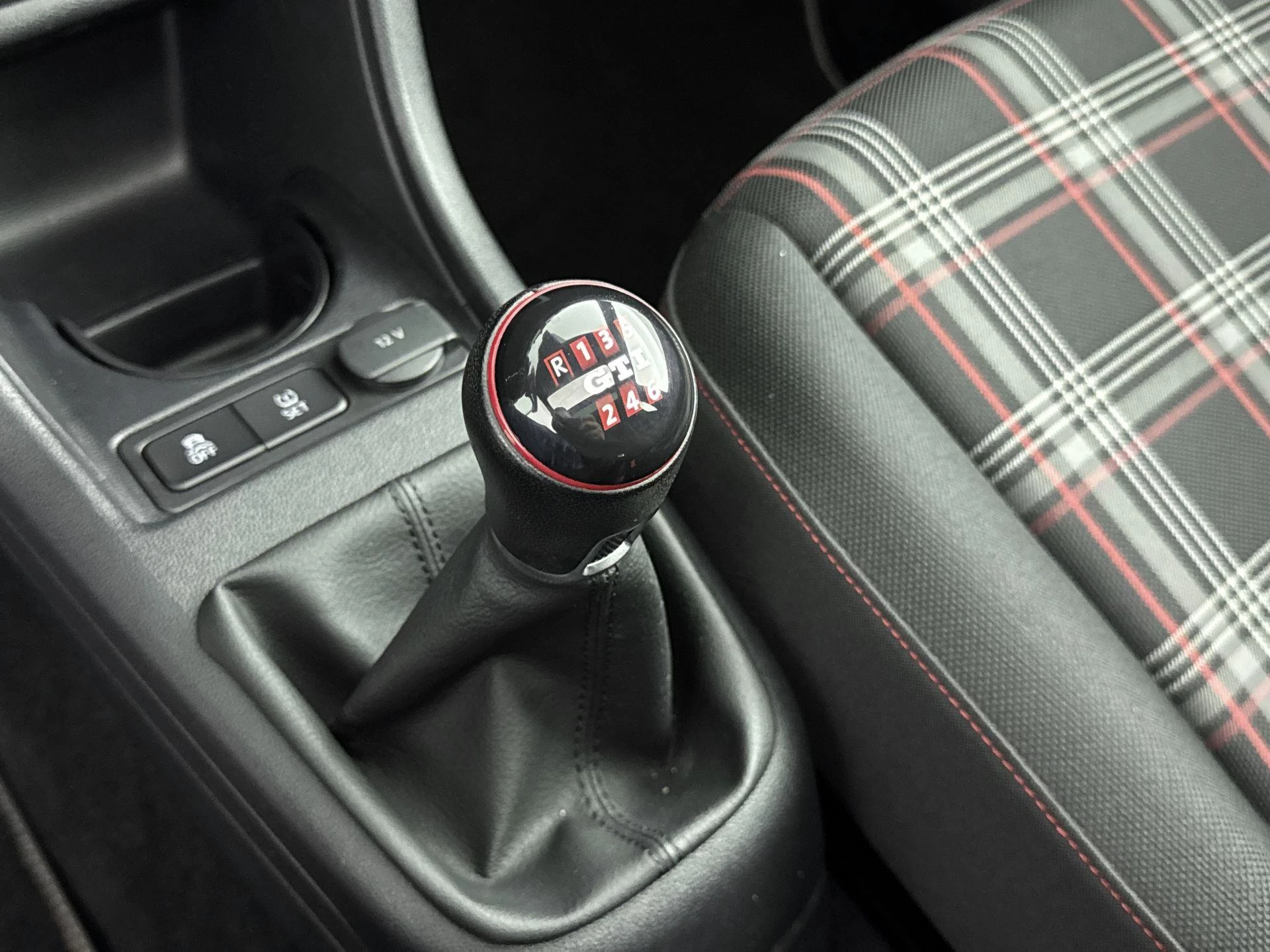Volkswagen up! 1.0 TSI GTI 116PK