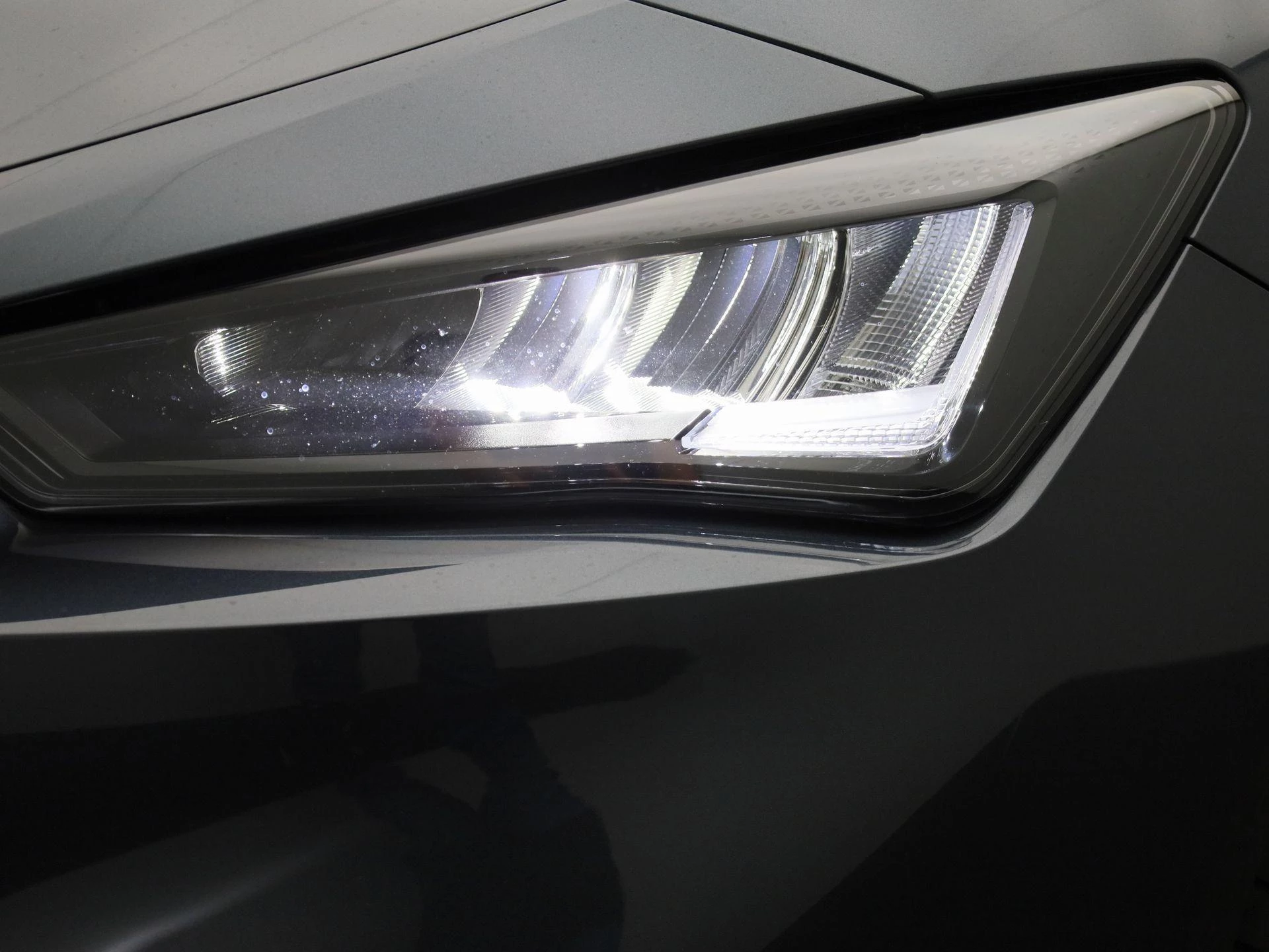 SEAT Leon Sportstourer 1.5 TSI e-Hybrid FR Business