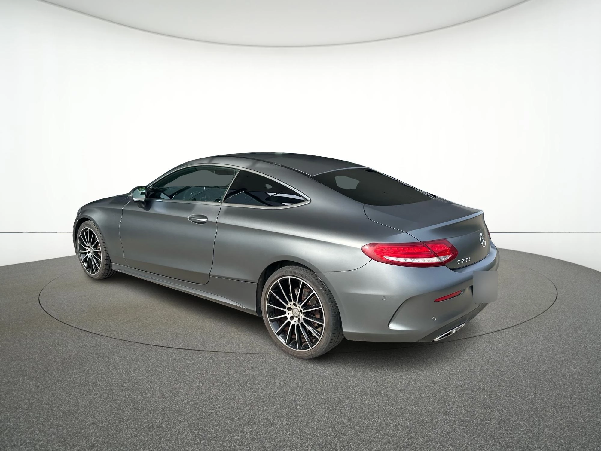 Mercedes-Benz-C-Klasse-image-1