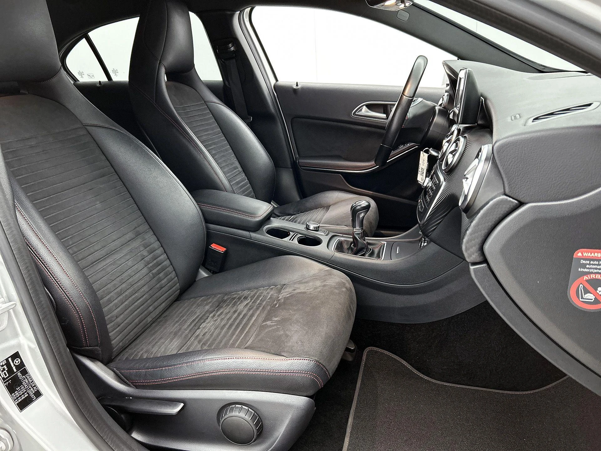 Mercedes-Benz-A-Klasse-image-31