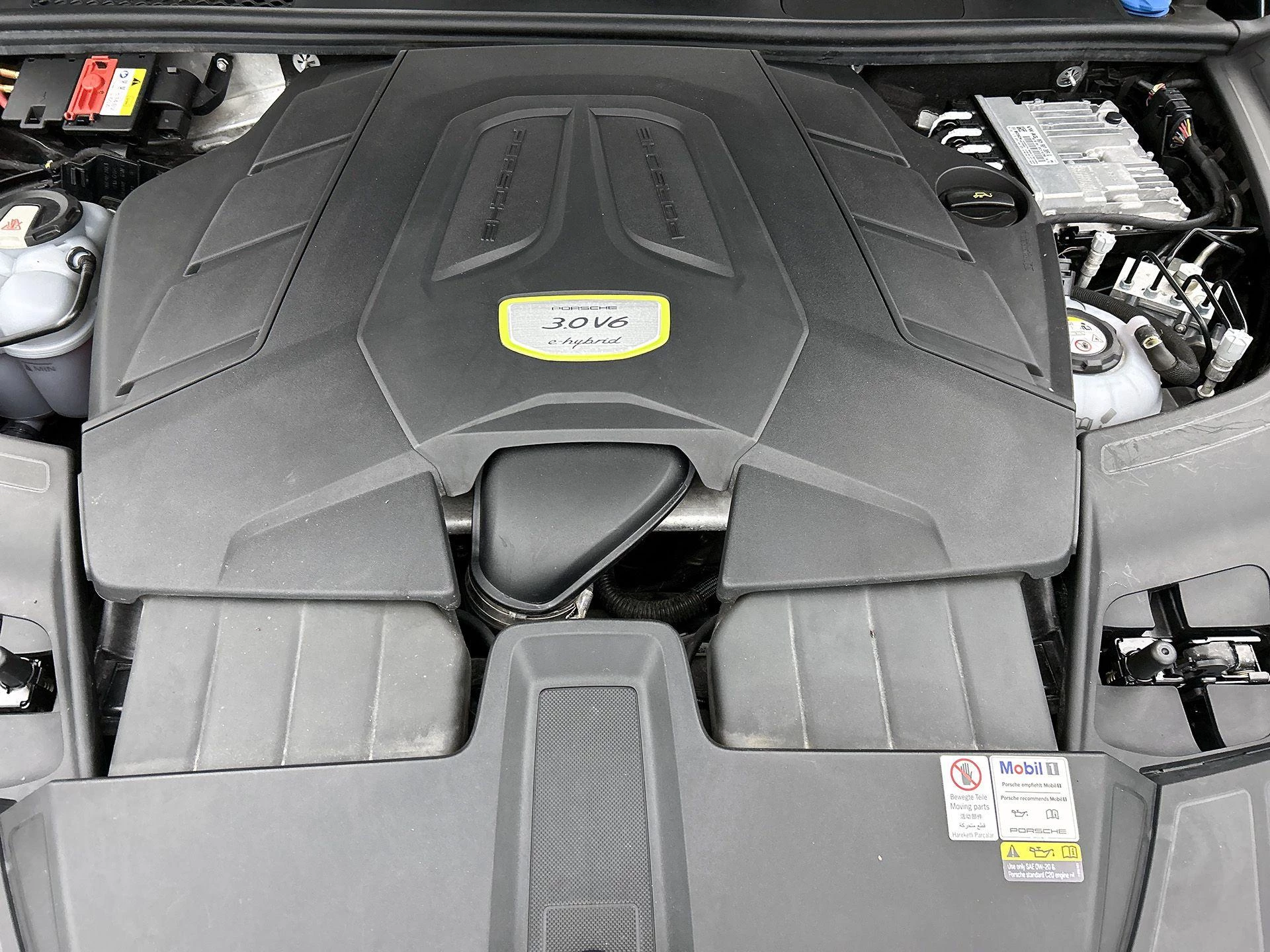 Porsche Cayenne 3.0 E-Hybrid