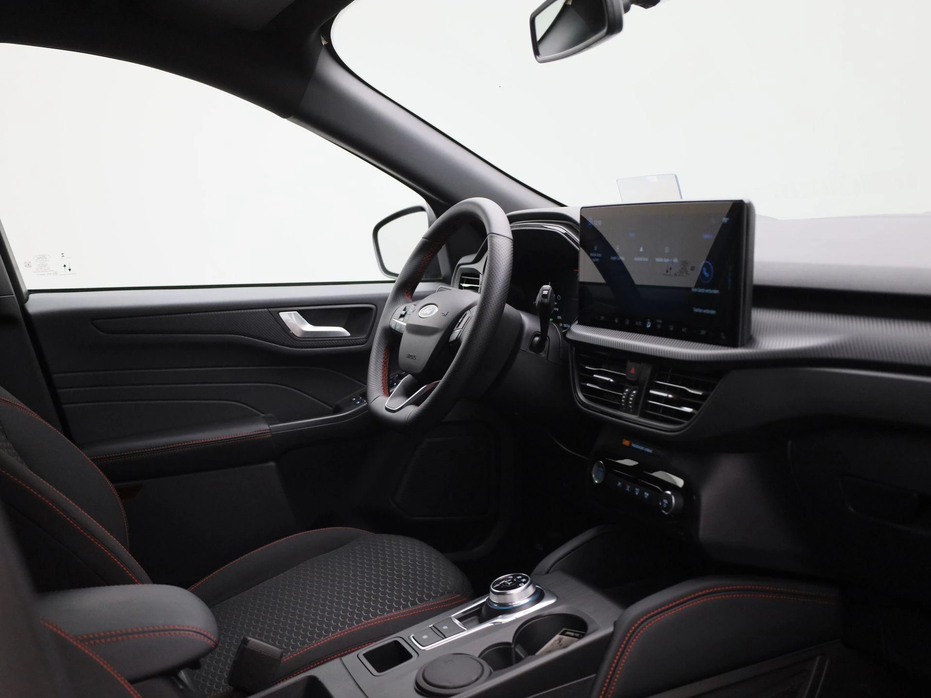 Ford-Kuga-image-30