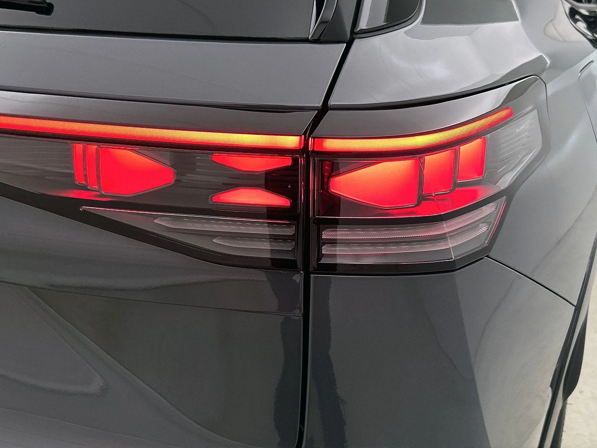 Volkswagen-Tayron-image-33