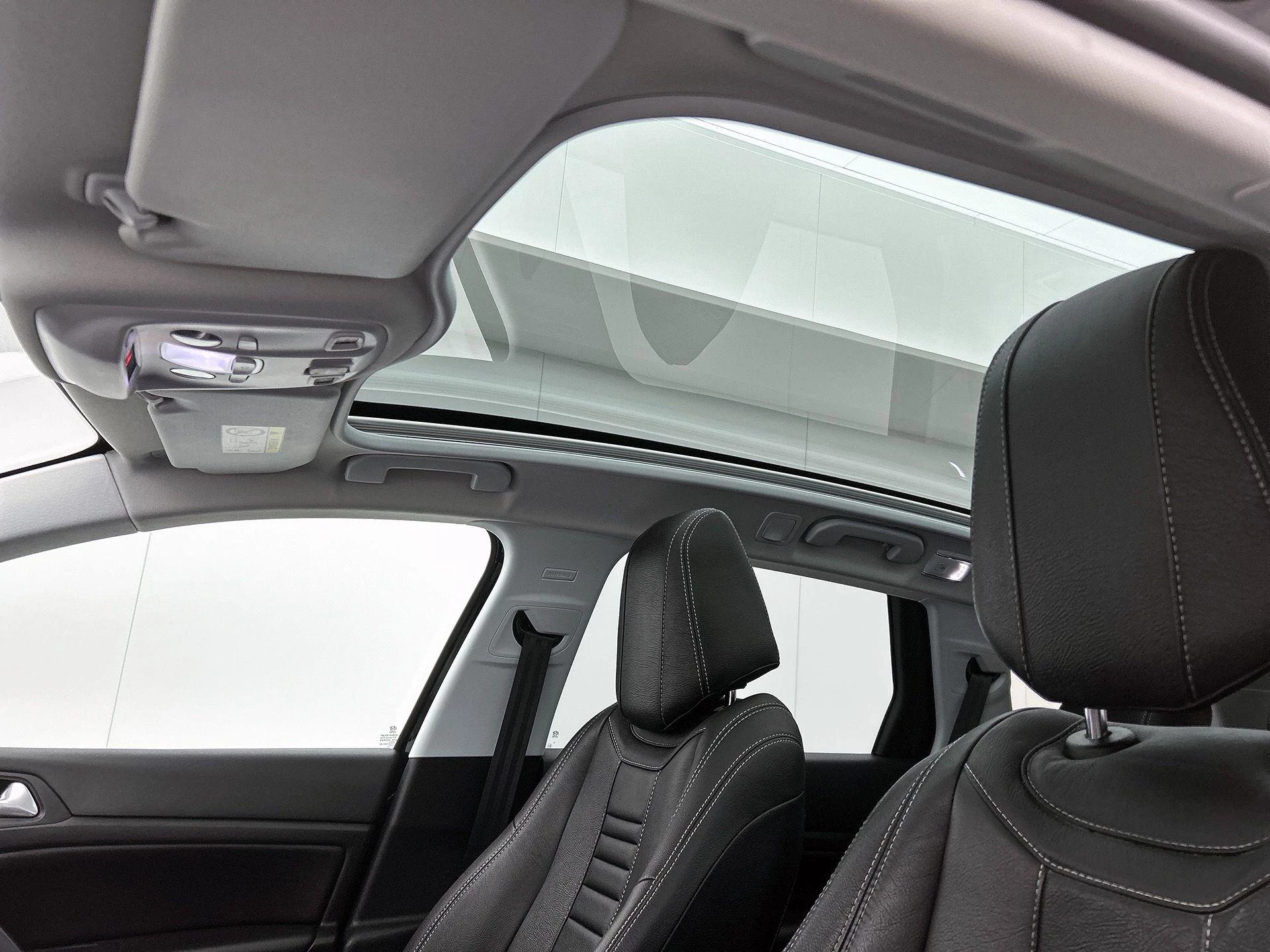 Peugeot 308 SW 1.2 PureTech Blue Lease Premium