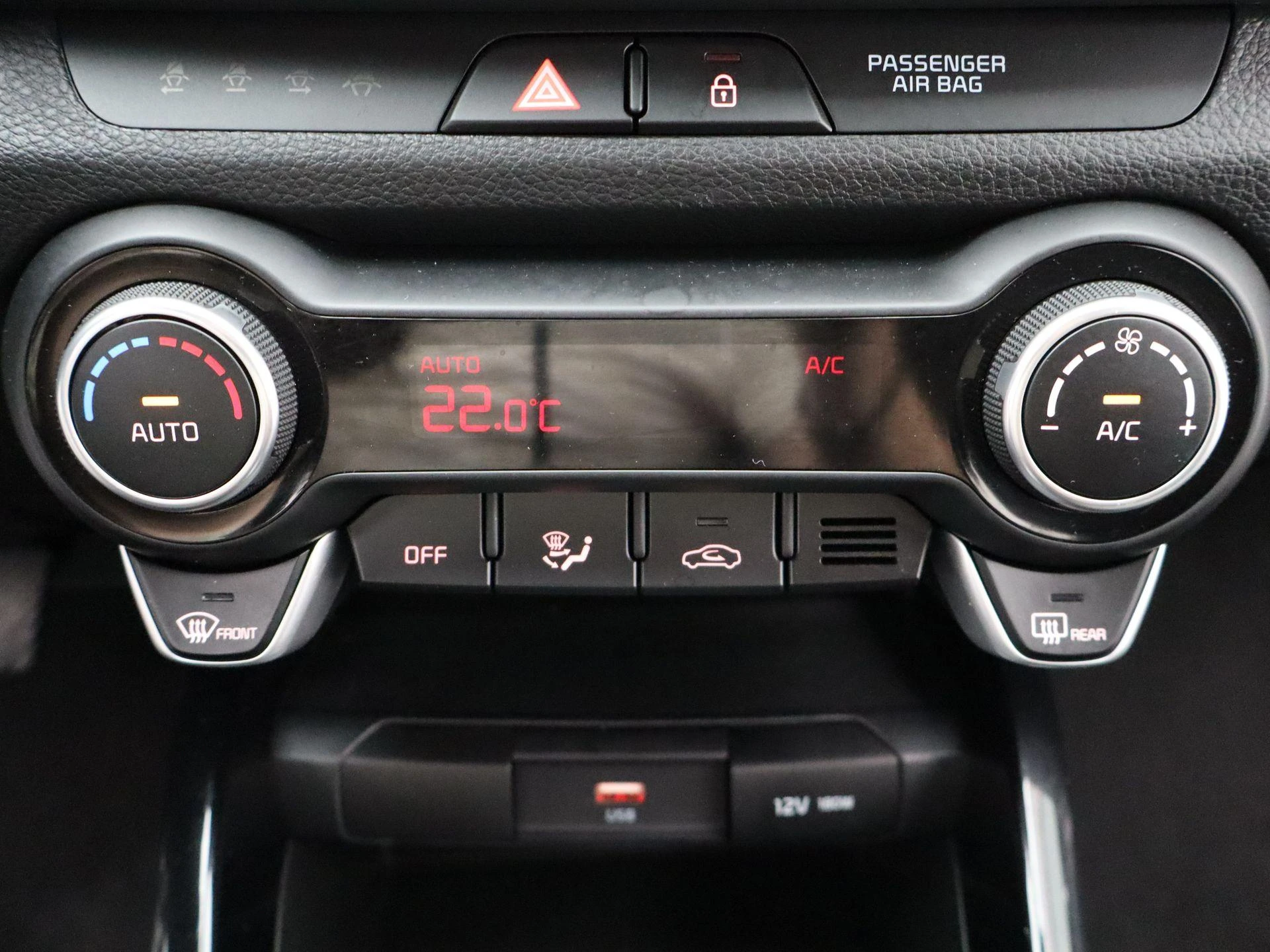 Kia-Stonic-image-19